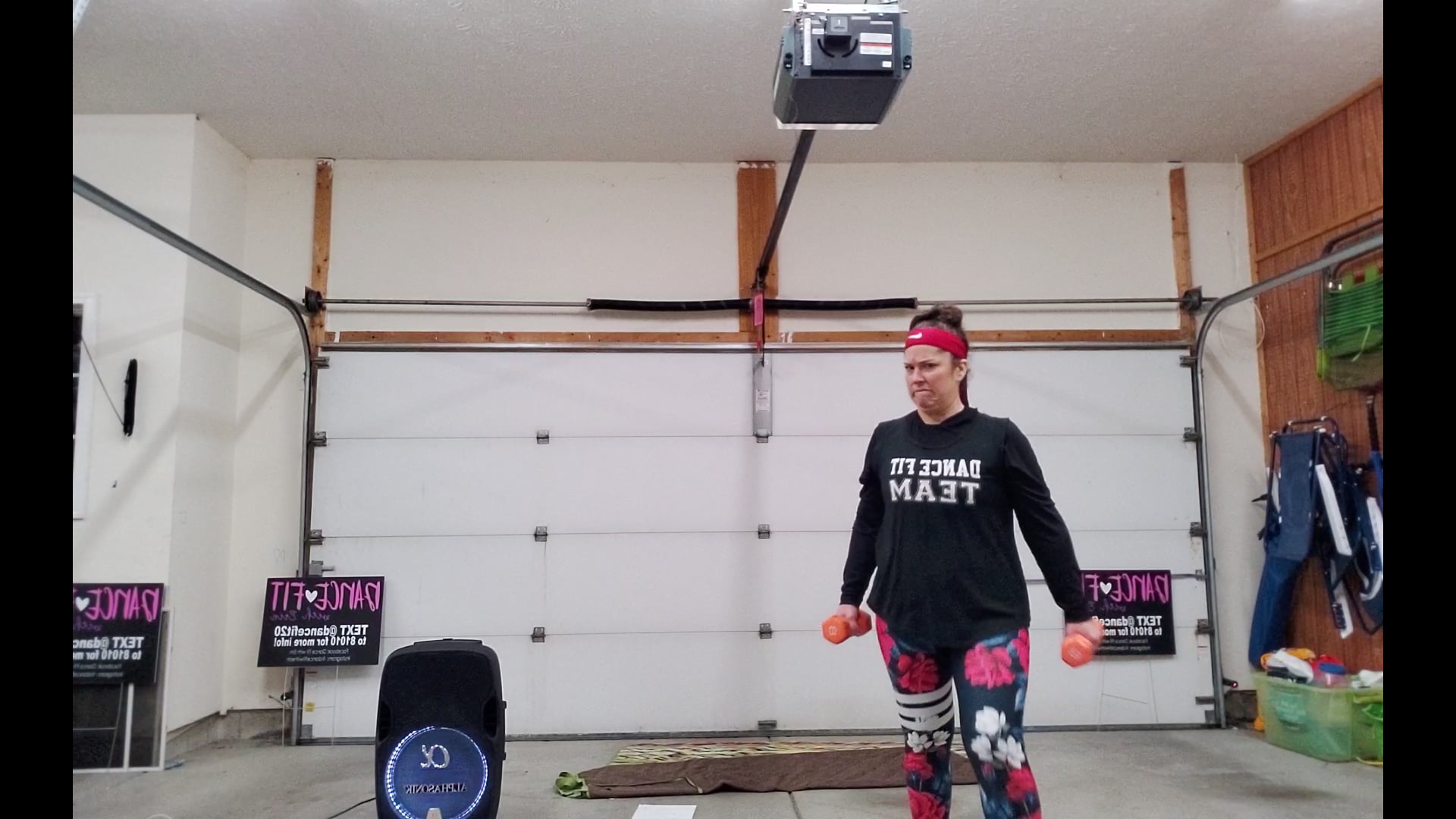 "Keep It Mello" by Marshmello-TEMPO SINGLE LEG DEADLIFT/GLUTE BRIDGE/CHEST PRESS