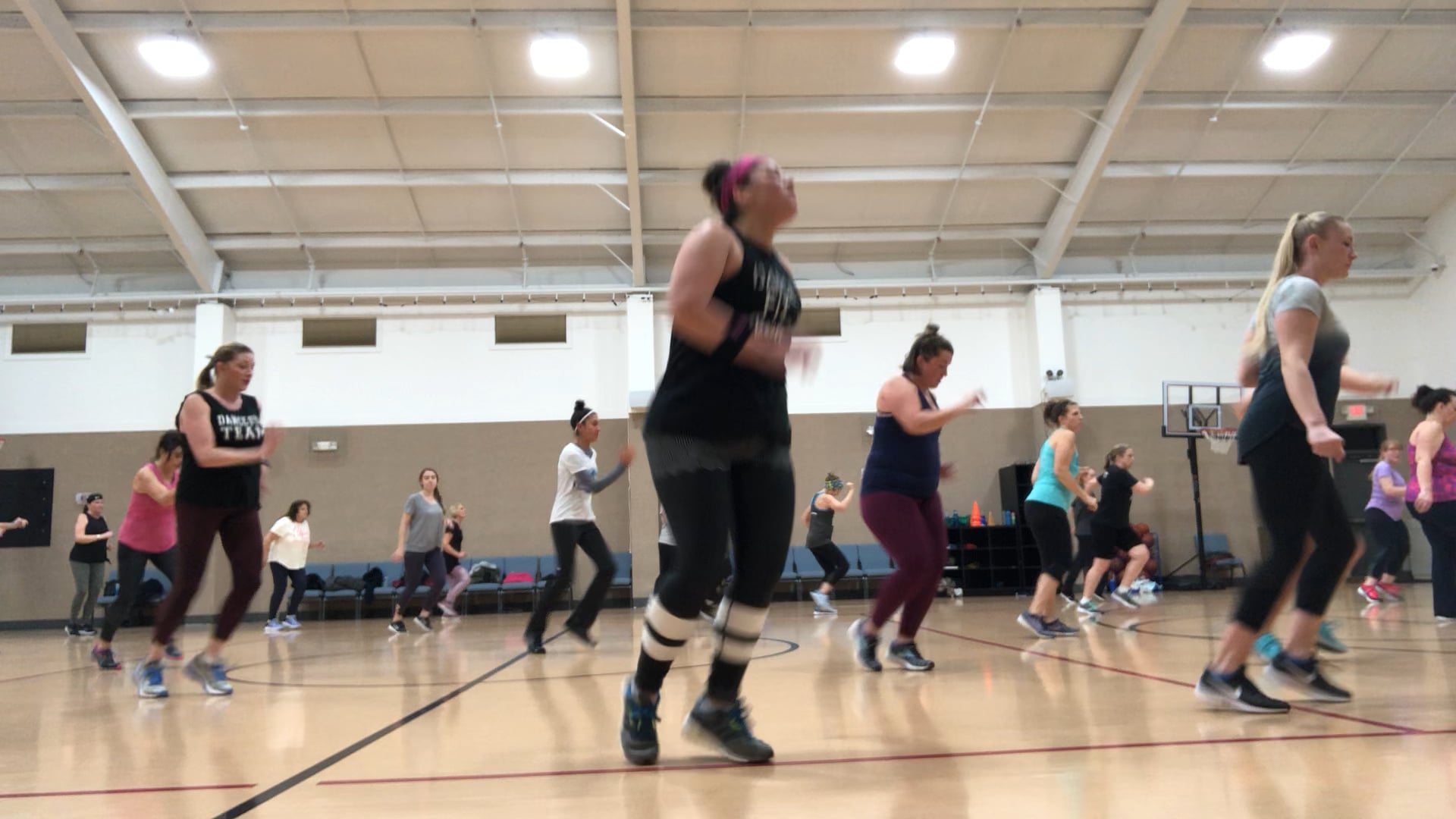 "Circle Up" ft. Bipolar Sunshine by Party Favor (choreo by Zumba with MoJo & me)