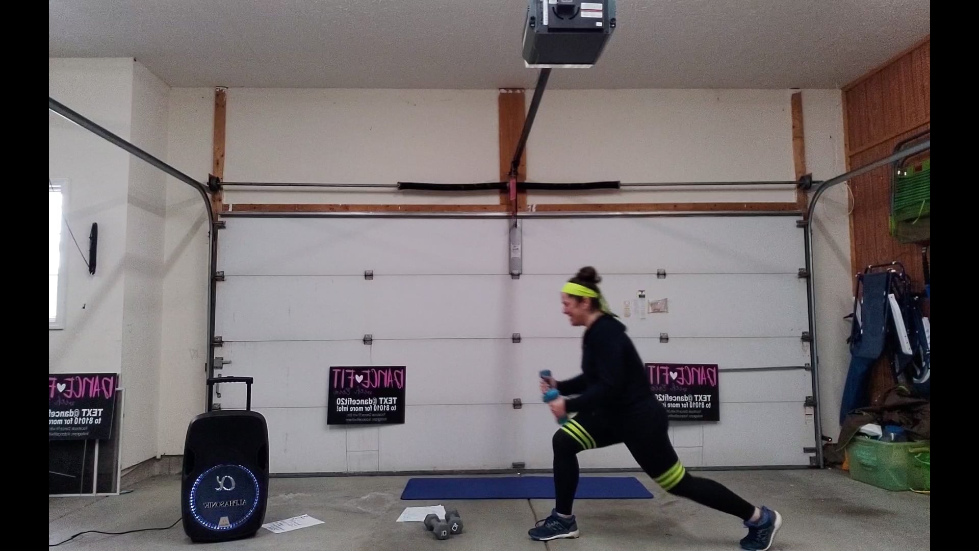 LEGS + SHOULDERS: Reverse Lunge w/ Shoulder Side Raise