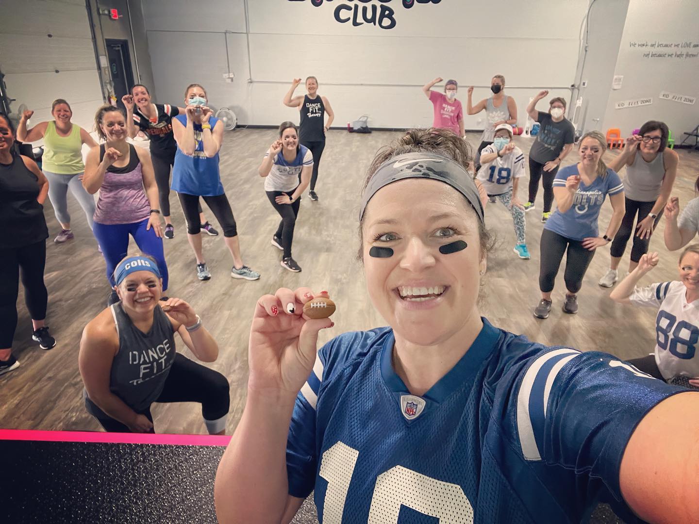 Super Bowl Challenge: 1 hr Dance Fit/Touchdown Toning + 30 min Lift Fit (#3)