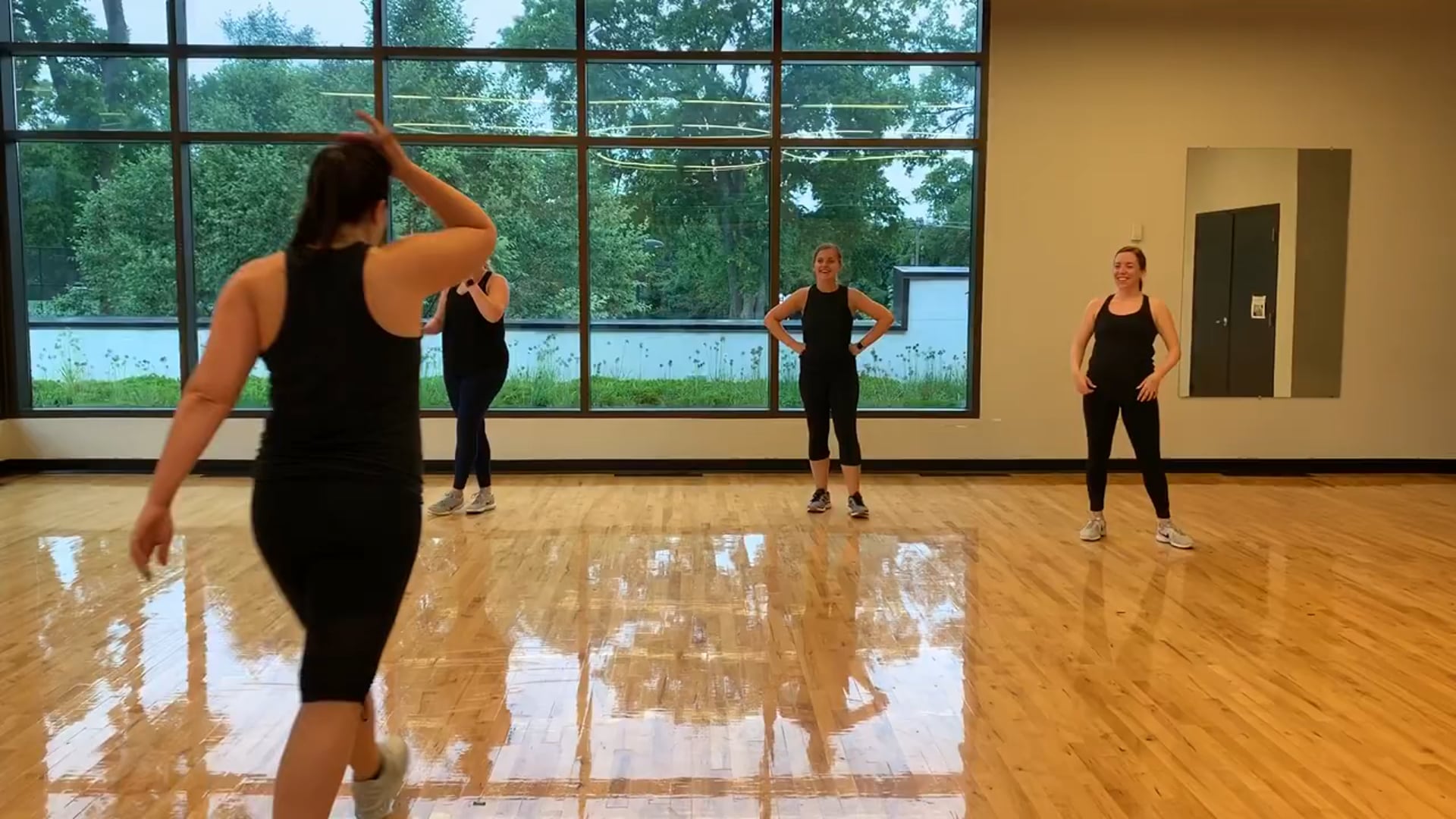 Freaky Friday - Lil Dicky ft. Chris Brown