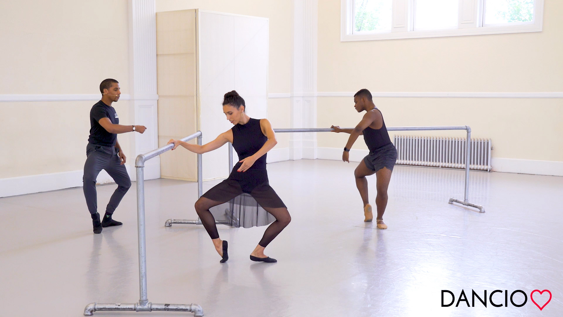 Ballet with Lawrence Rines | Intermediate-Advanced