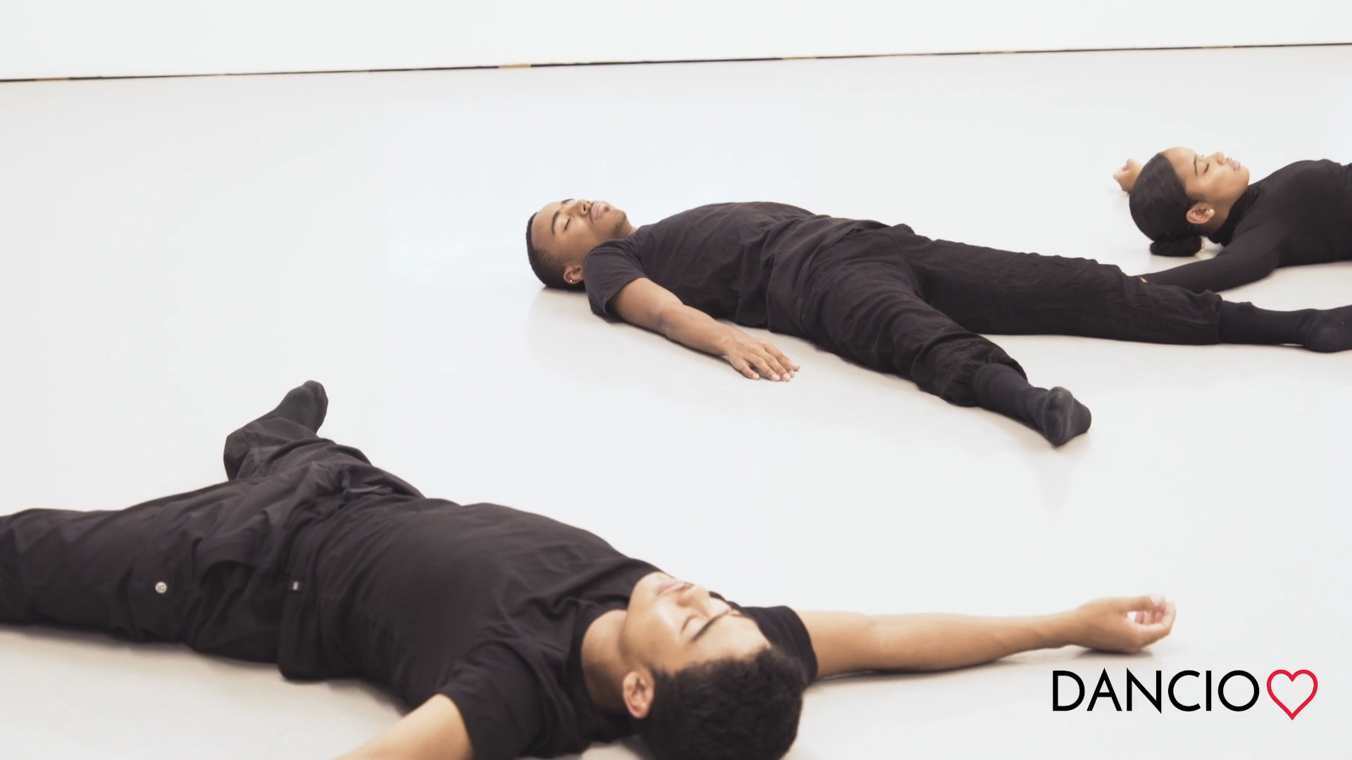 Contemporary Dance with Leal Zielińska | Beginner