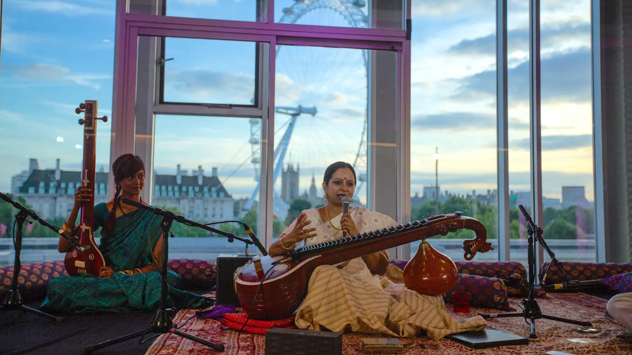 Jayanthi Kumaresh | Raga Kapi | Alapana (Pt. 1) - Darbar Player