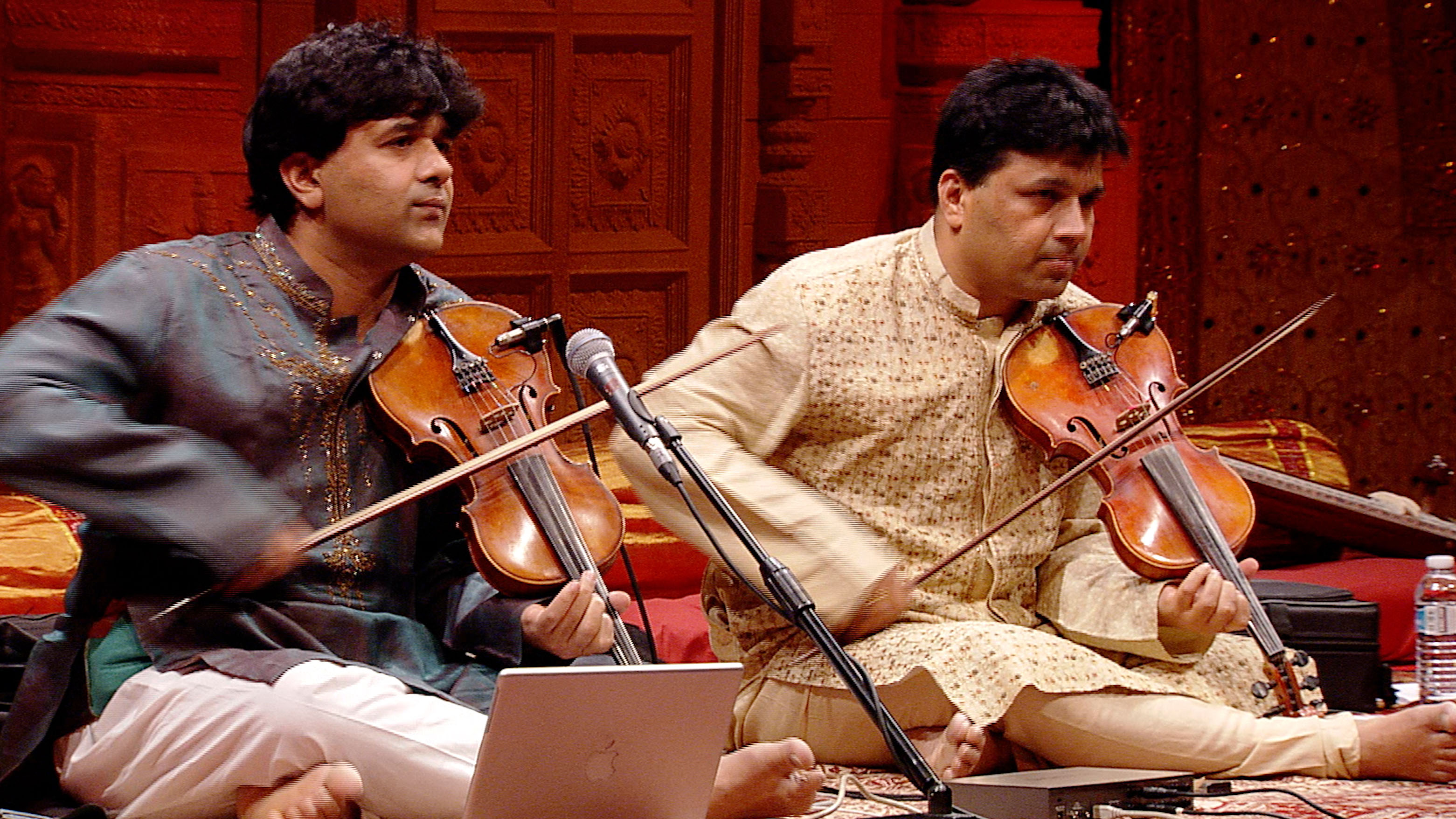  Ganesh & Kumaresh Rajagopalan | Raga Darbar