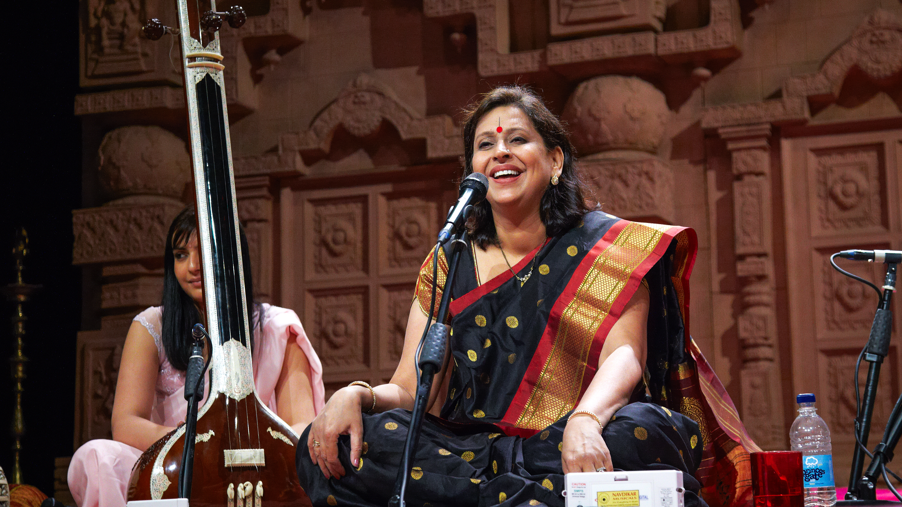 Arati Ankalikar Tikekar | Chaiti