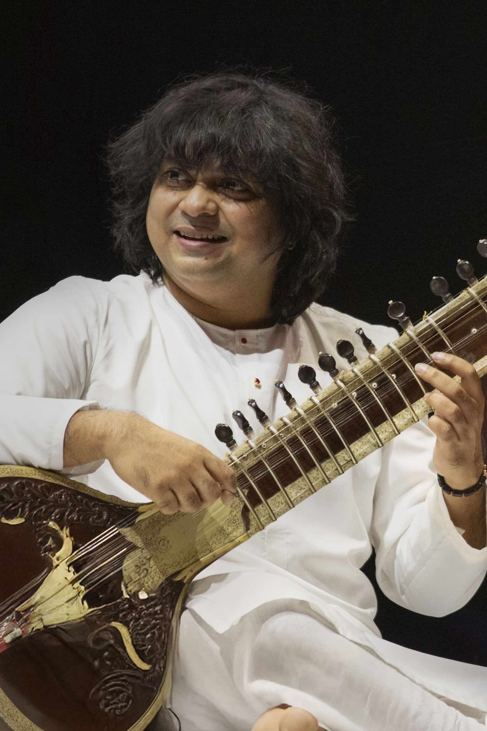 Niladri Kumar & Ustad Zakir Hussain |  Tilak Kamod