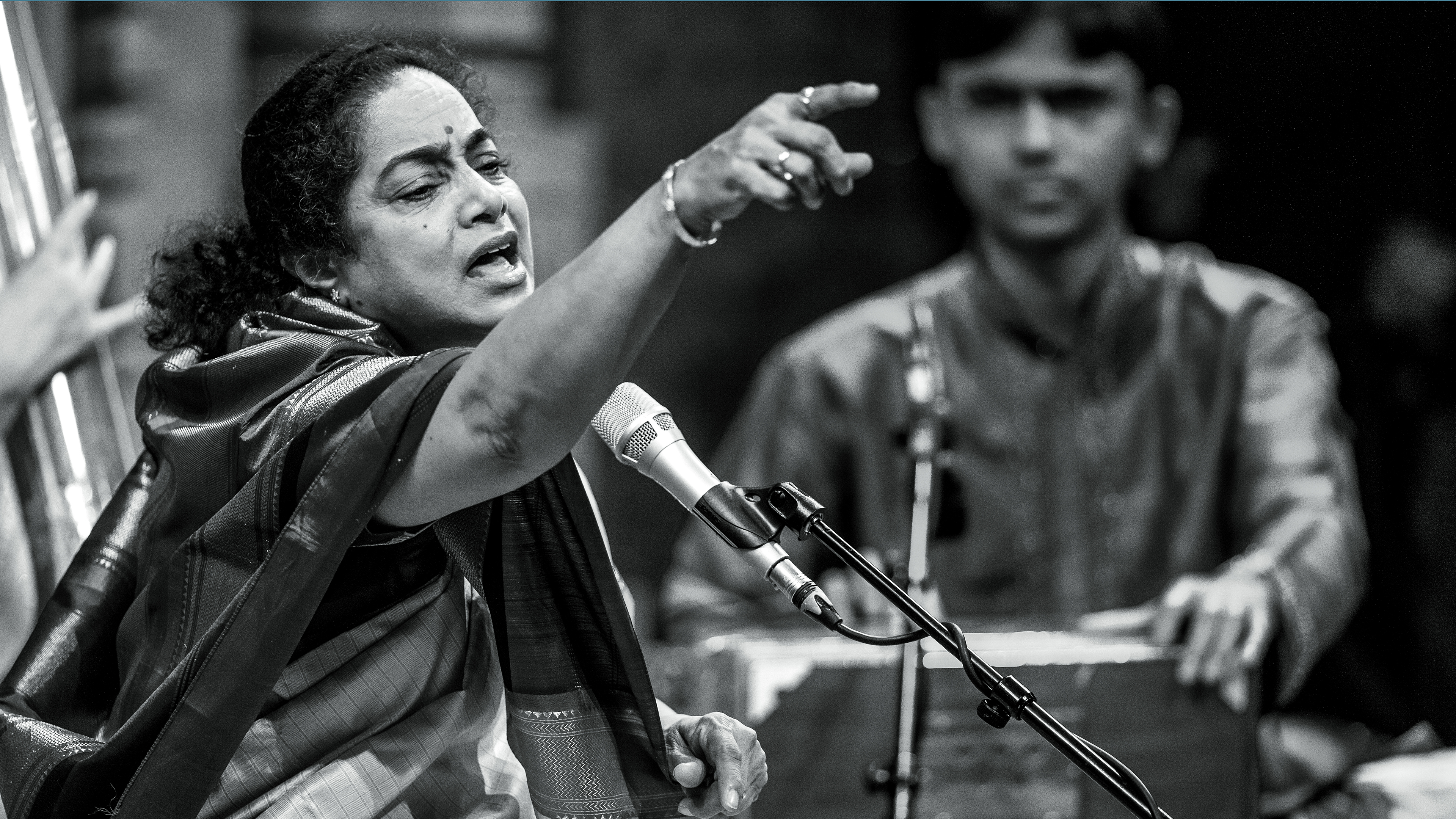 Shruti Sadolikar | Savani Nat