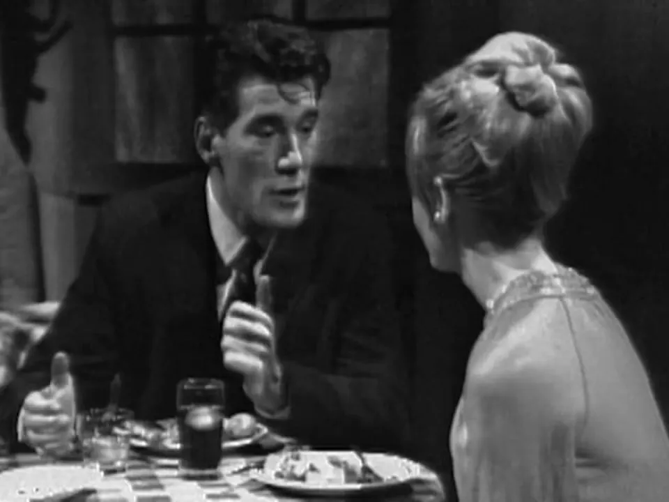 Episode 102 Dark Shadows