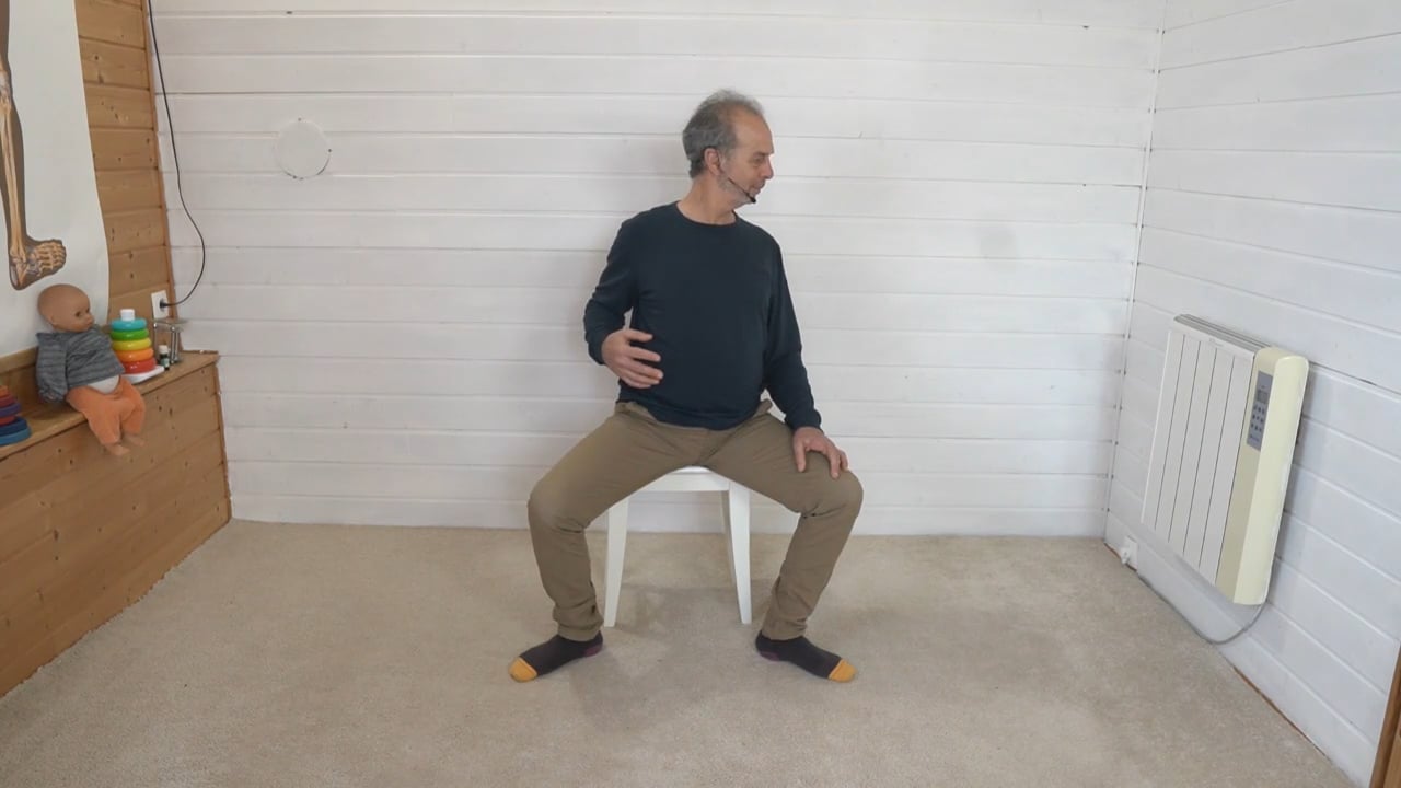 Dynamique du dos pour une ouverture des jambes (1&2)