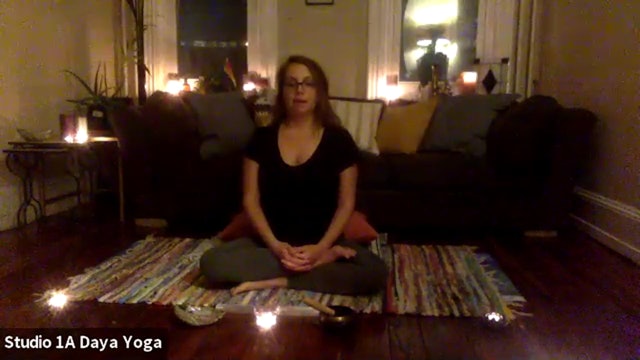 Yin : Restorative Yoga with Nicole Lynne Hooley - 03.23.20