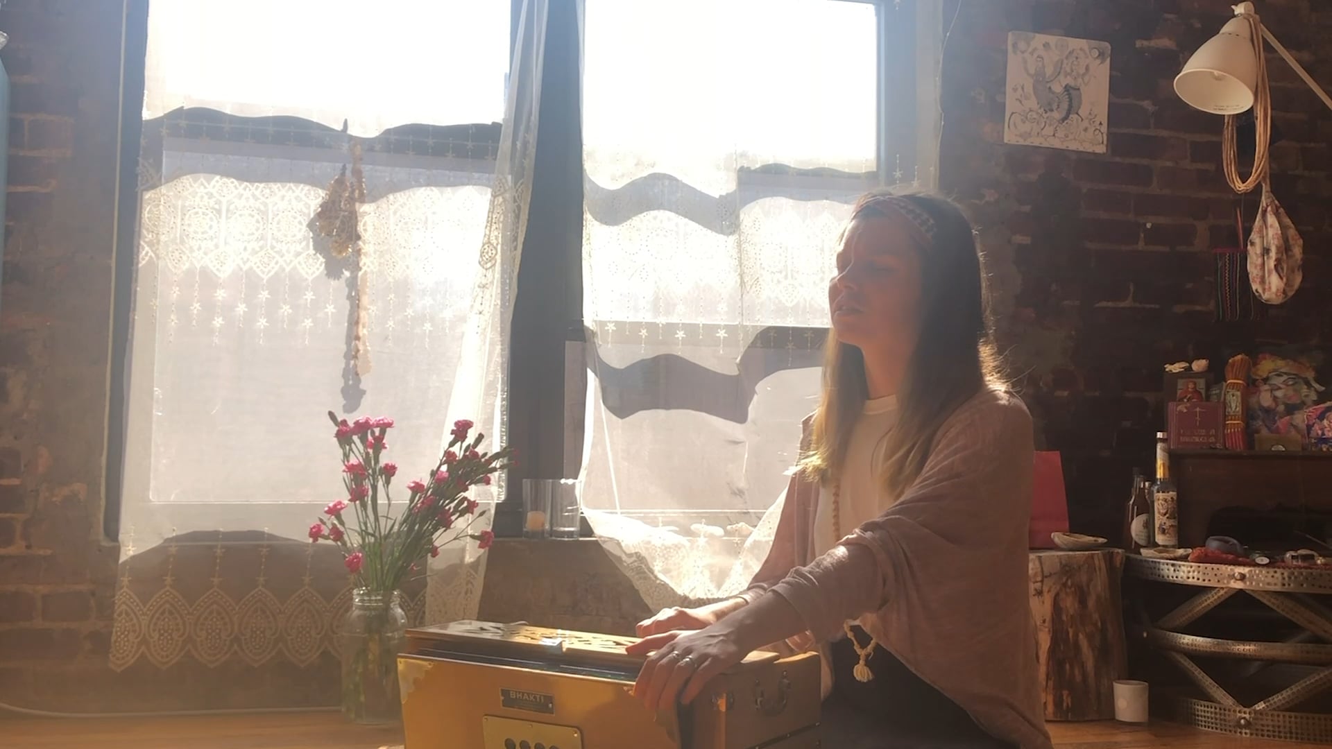 Mantras with Anastasiia Vlasova  - 04.09.2020