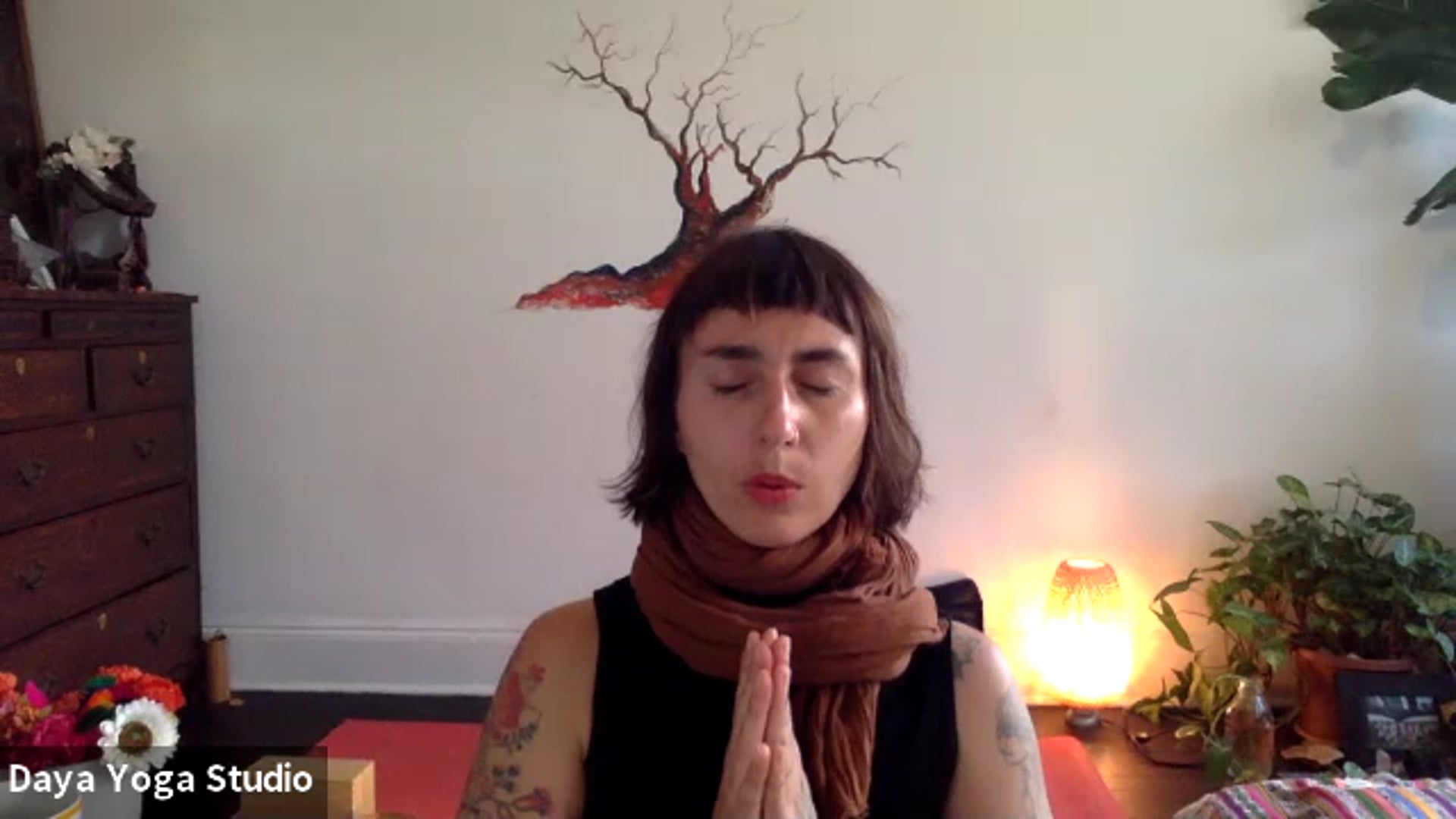 Candlelit Lunar Flow with Ania Lesniak - 04.13.20