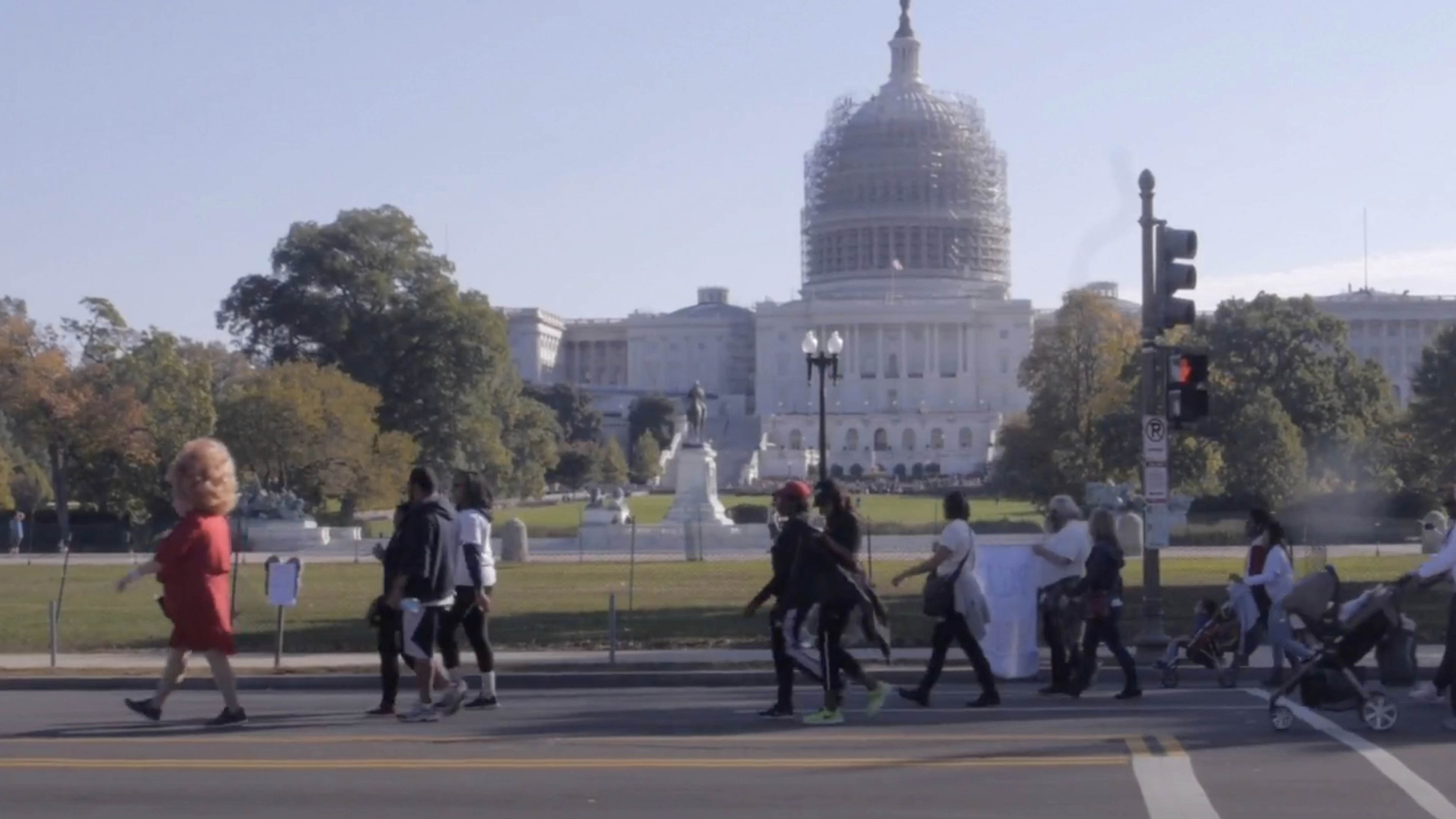 Queen of the Capital - Trailer