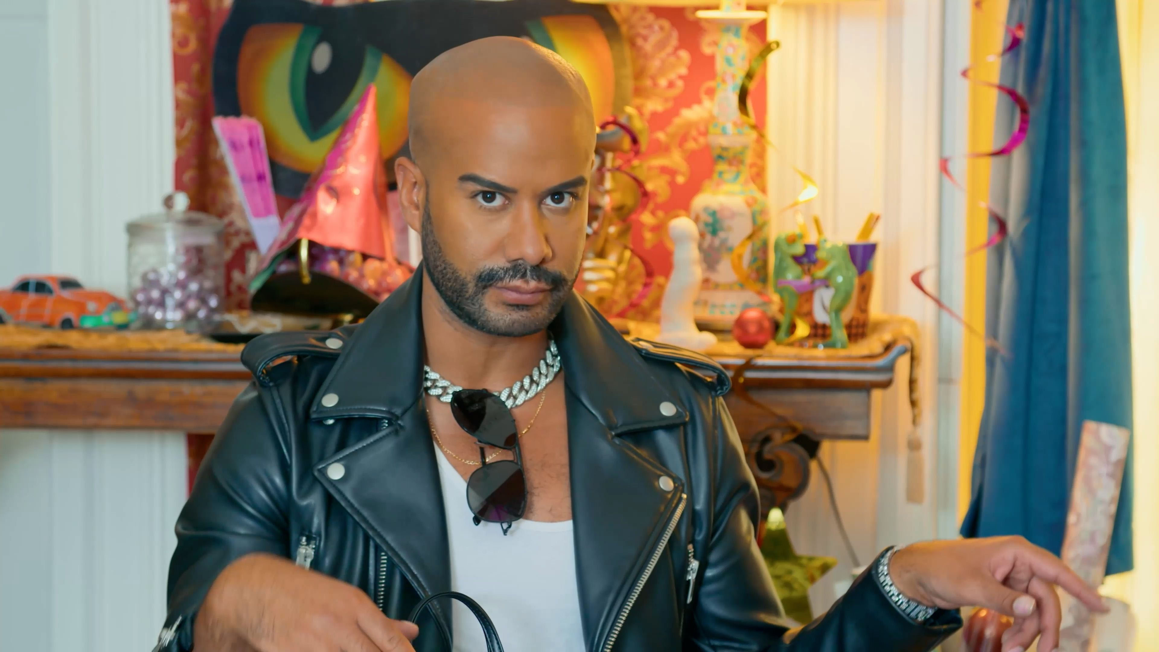 Marque and Hector - S1: E3 - "Party N Play"