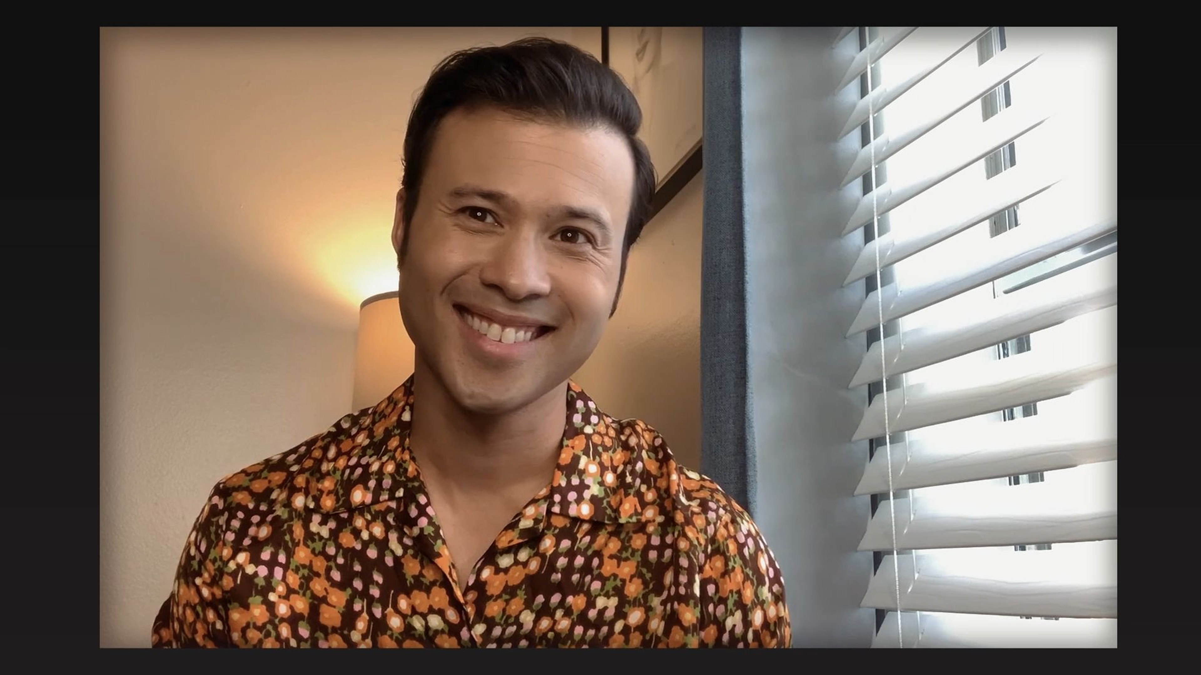 So Far, So Close - S1: E3 - "Seen"