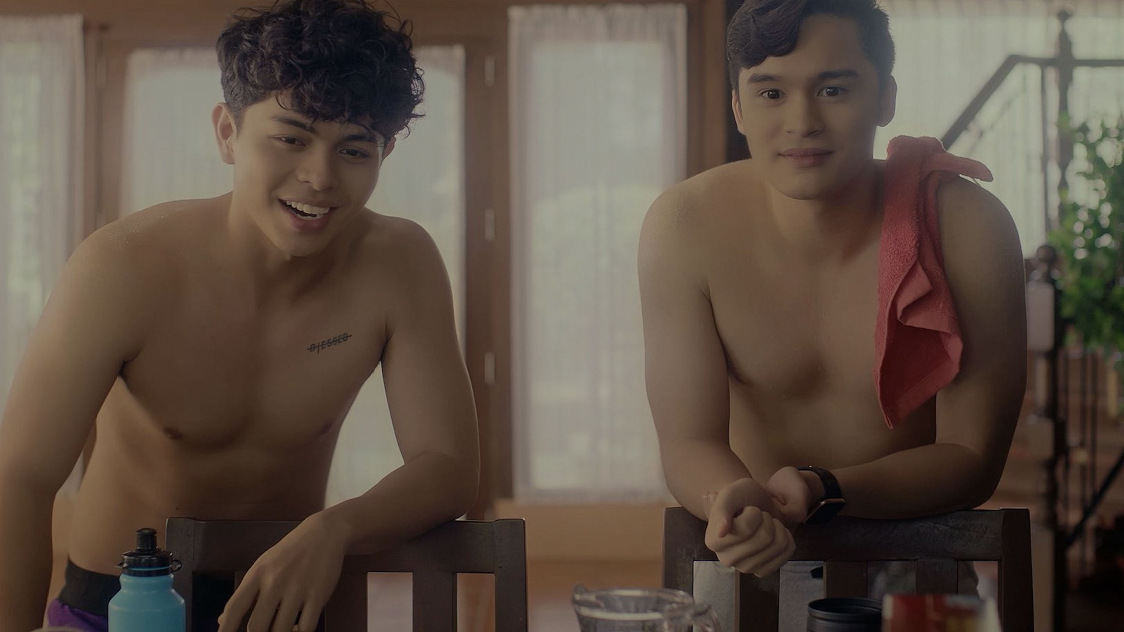 Gameboys - S2: E3 - "Feel at Home"