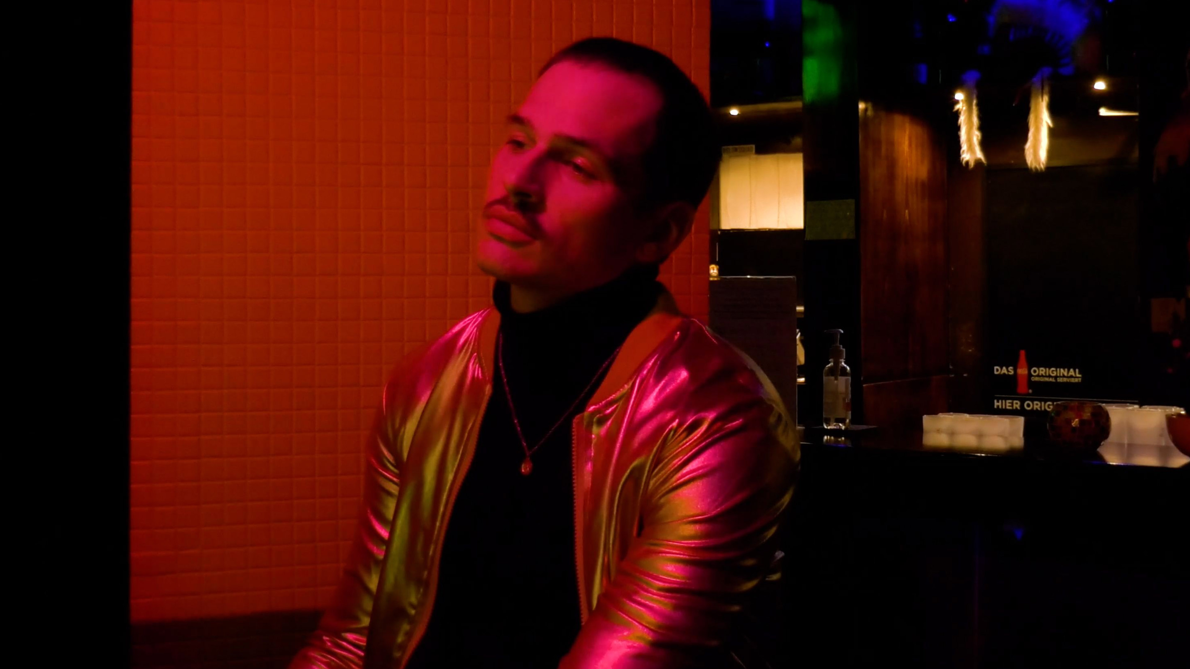 We Will Never Die - S1: E3 - "Plaisir d'amour"