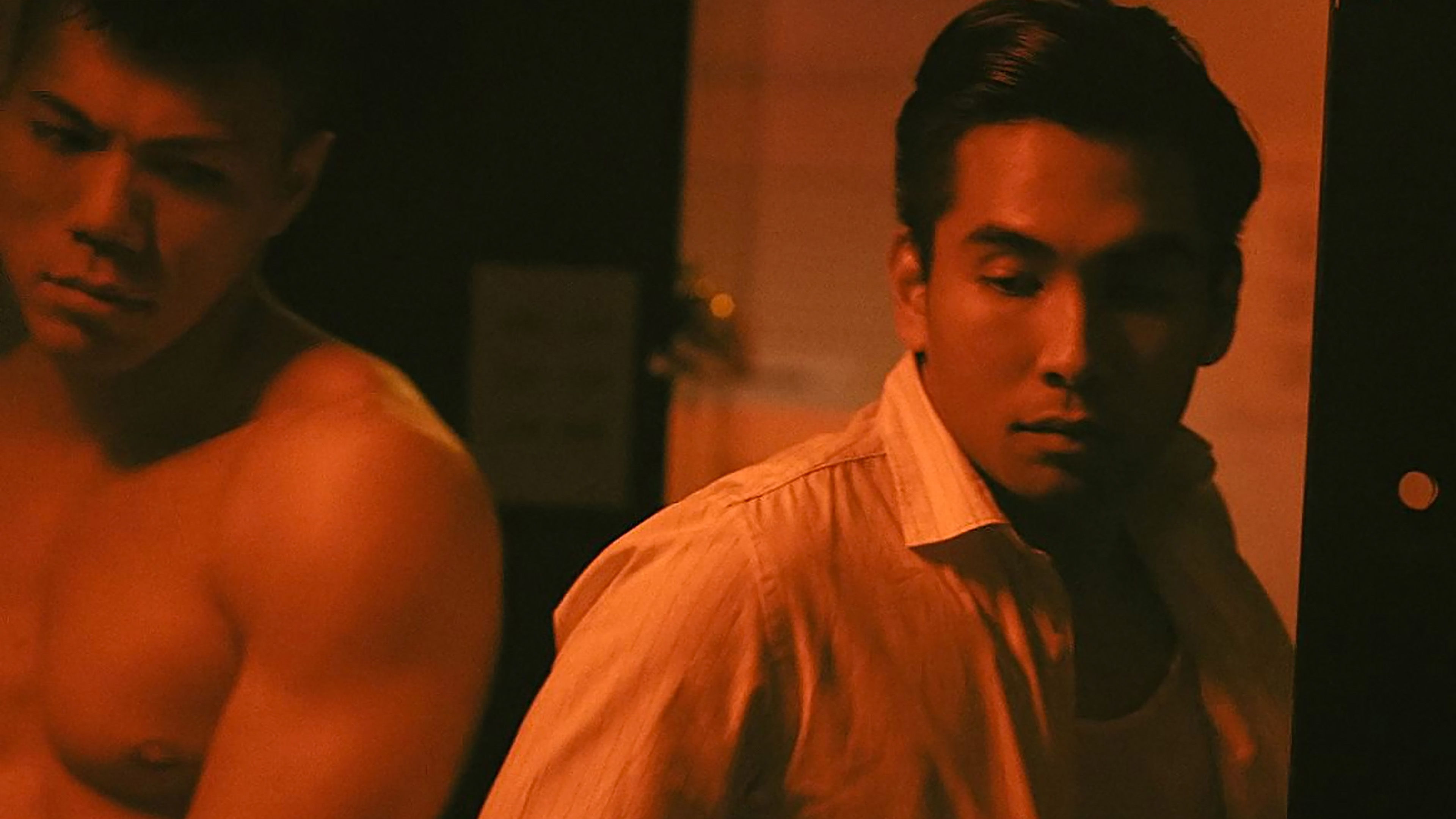 People Like Us - S1: E1 - "The Scene"