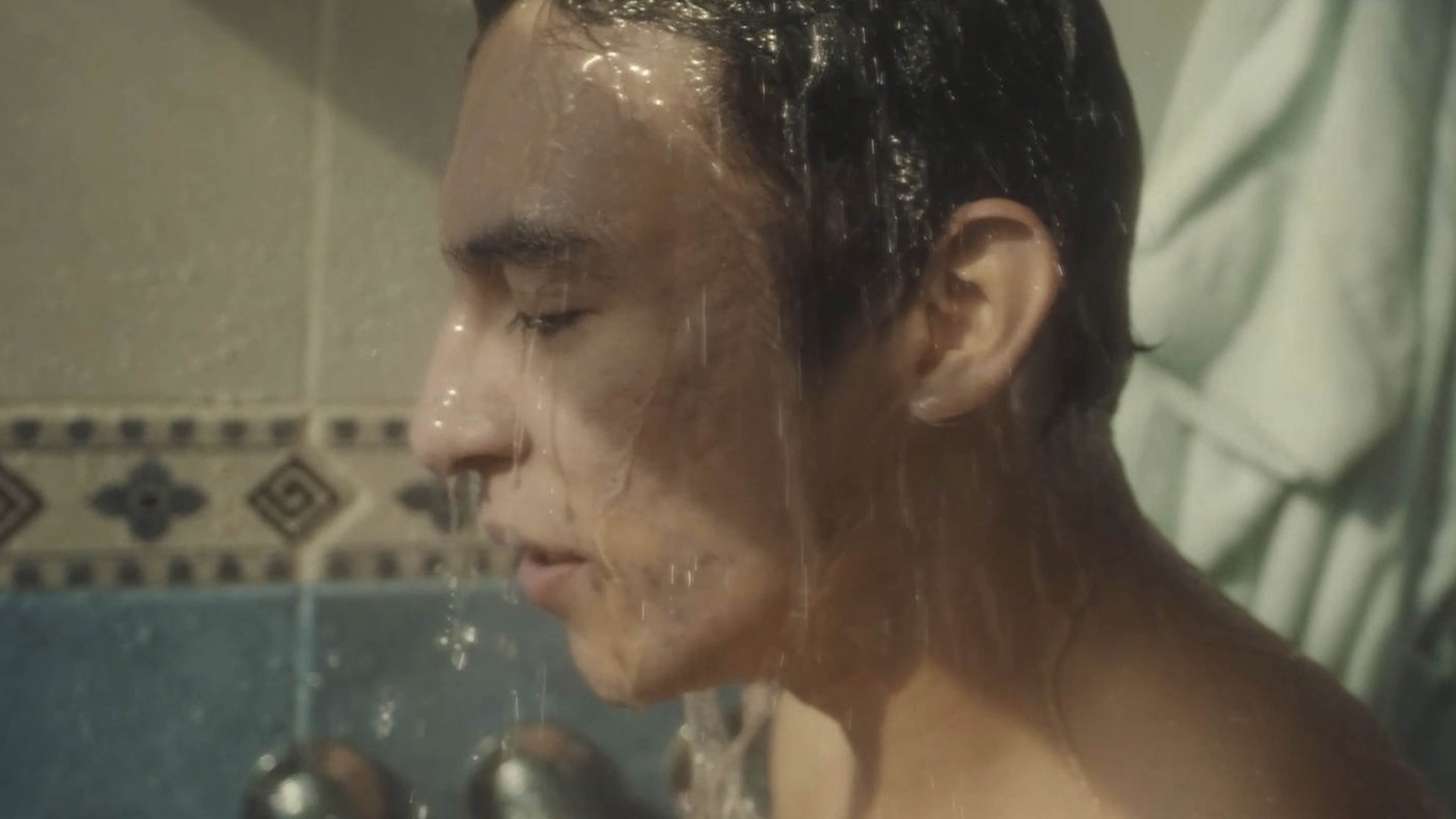 Paper Airplanes - Trailer