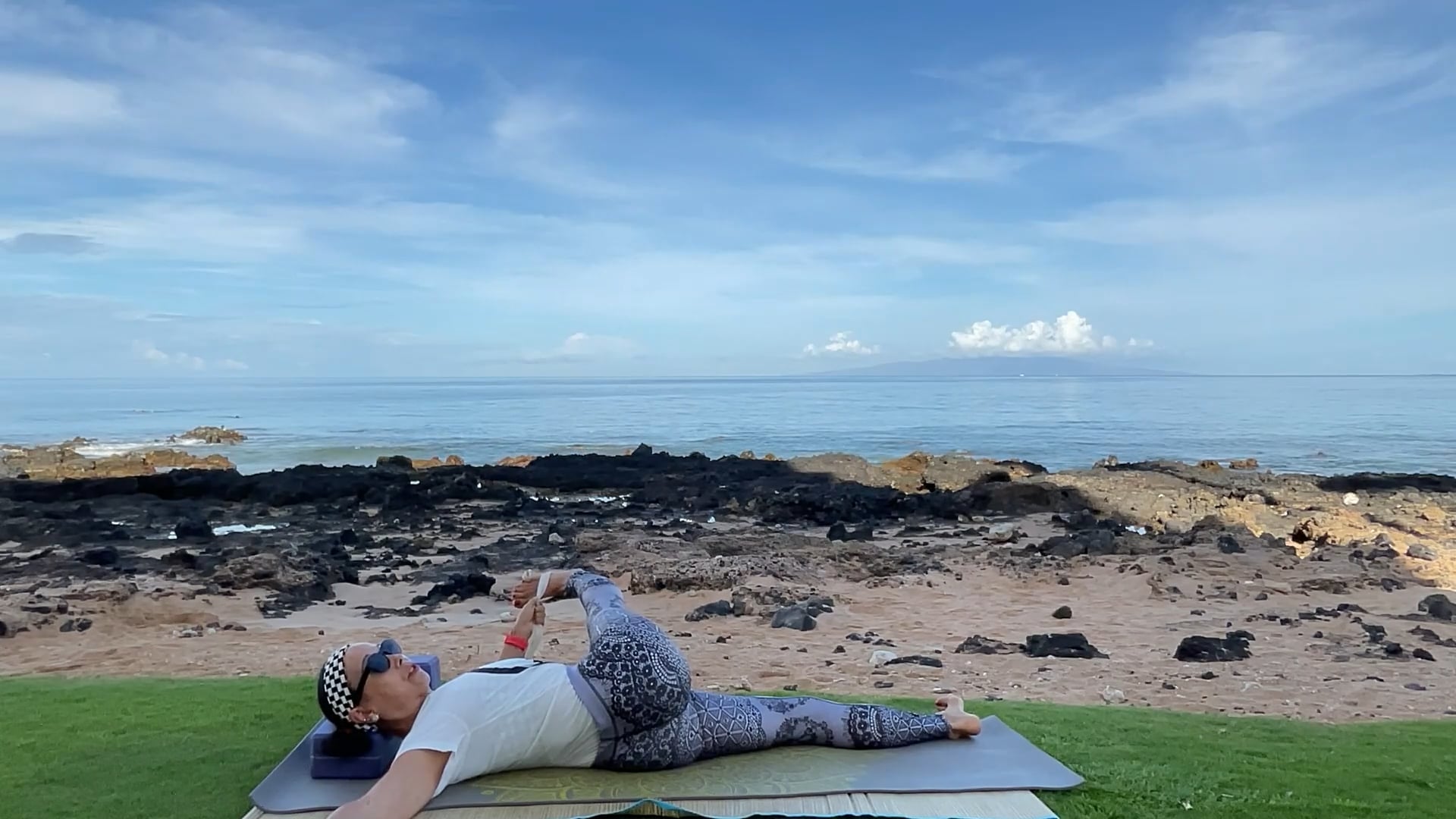 4-22-25 Gentle Beach Yoga: HEALTHY HIPS for all levels.