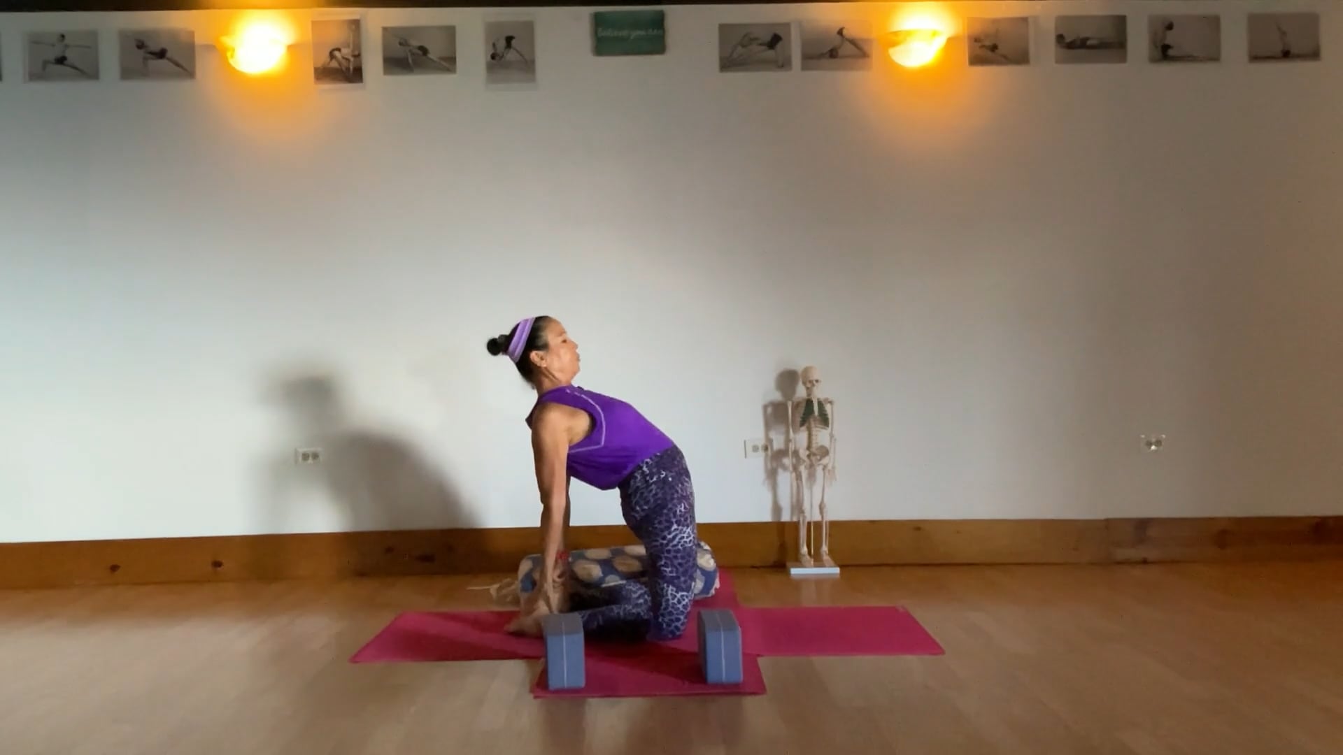 4-7-25 Iyengar Yoga: Evaluation of shoulder and hip mobility into backbending.