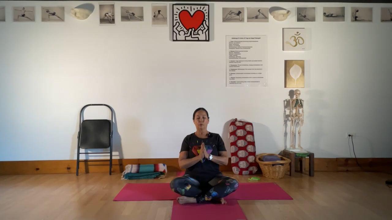 7-29-22 Iyengar Yoga: Focus on the neck/shoulders with support from the pelvis, and circulation of hands and feet.