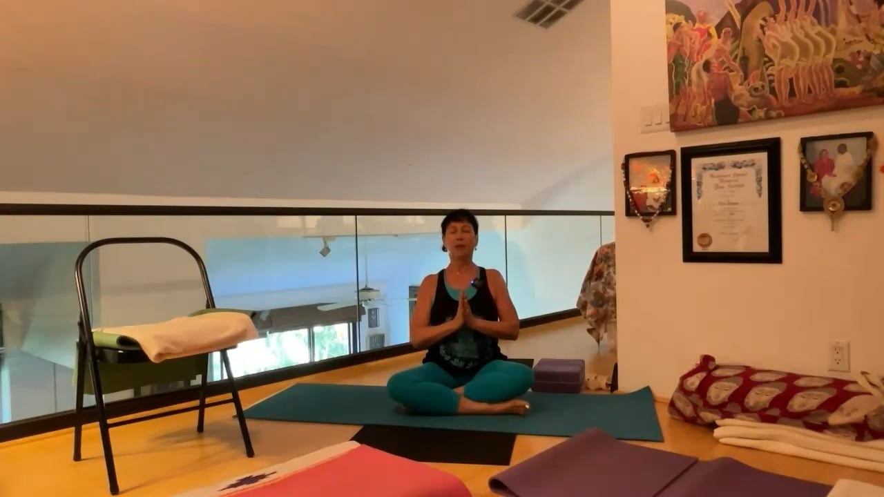6-16-23  Iyengar Yoga: Focus on expanding awareness (Dharana to Dhyana).