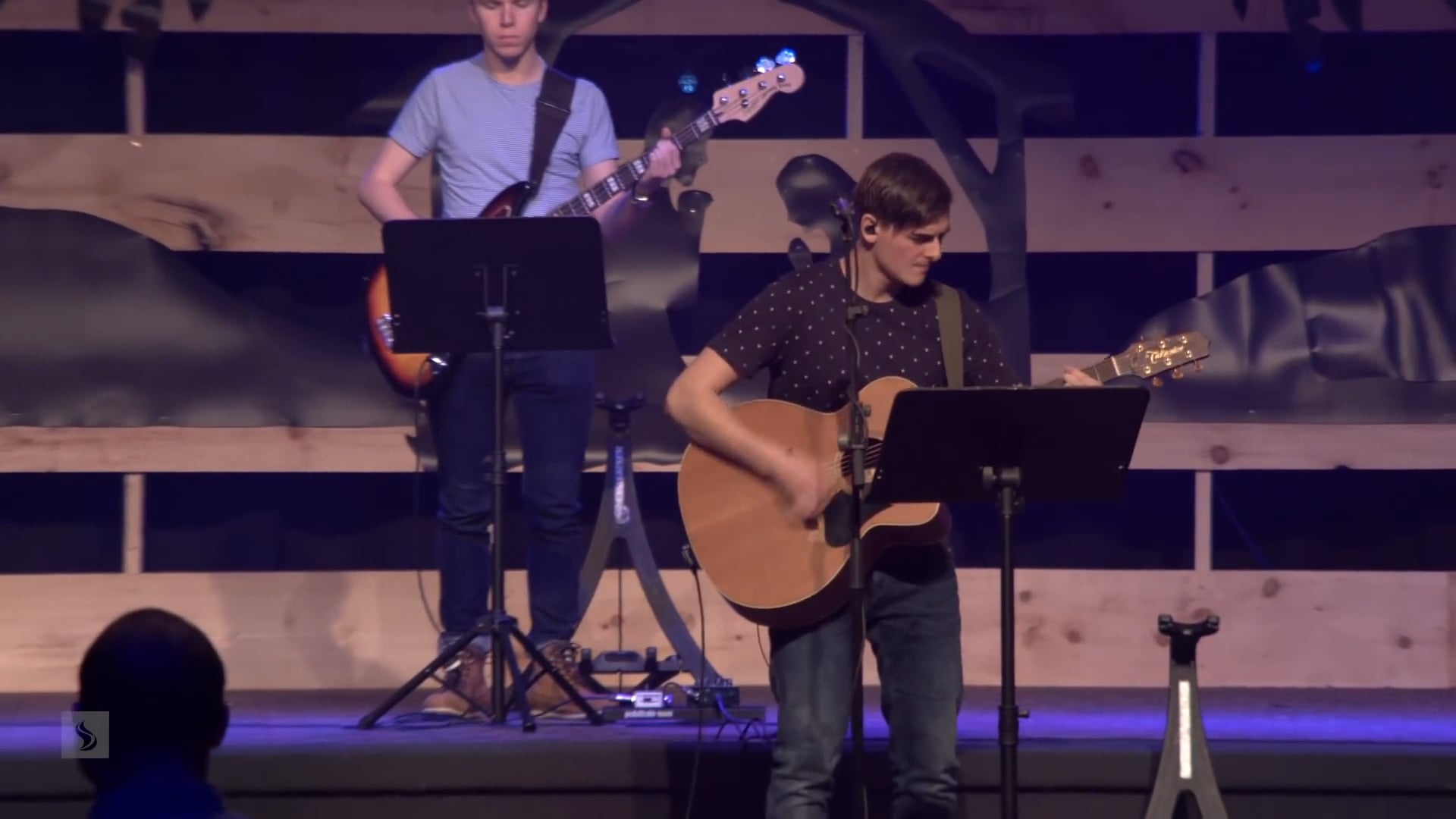 Catch The Fire Worship with Dominik Marzin (Friday, 23 Dec 2016)