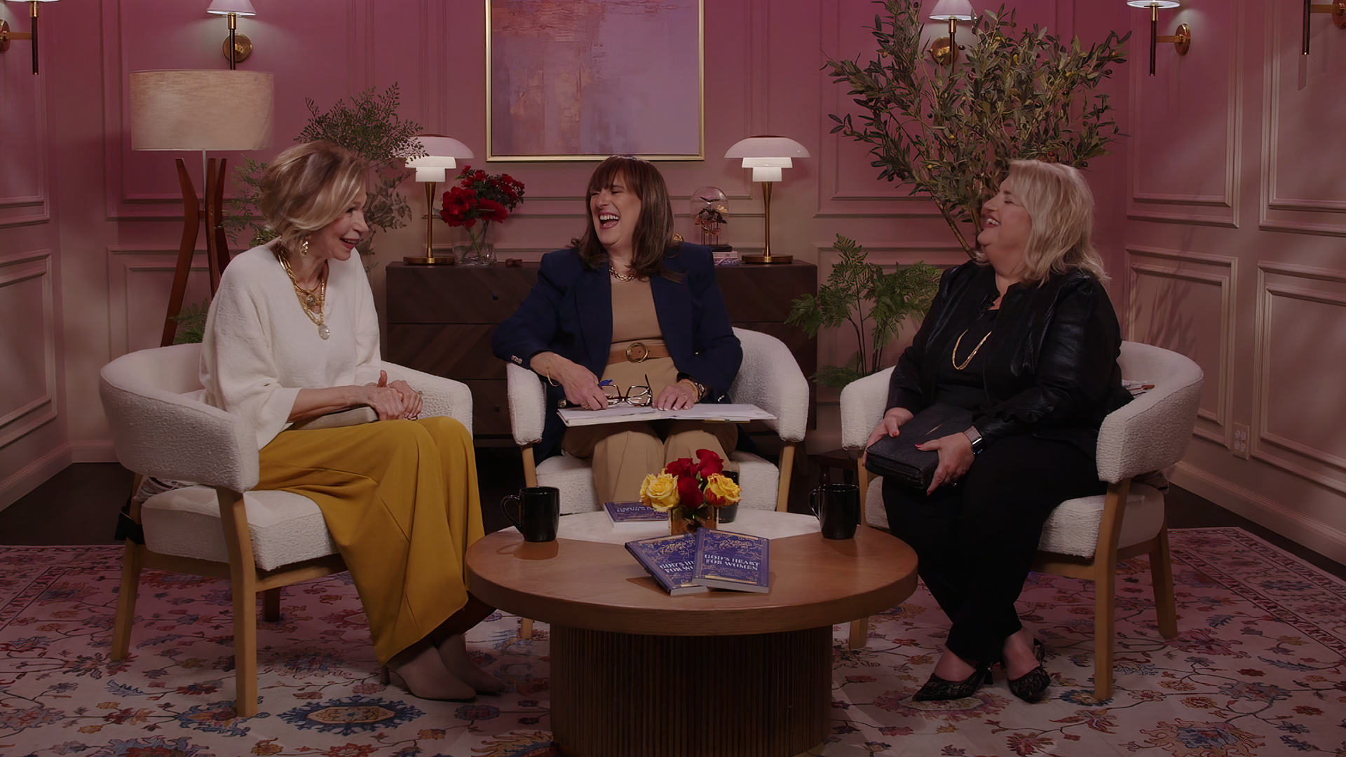 God’s Heart For Women In Ministry Is CLEAR! (Women's Roundtable)