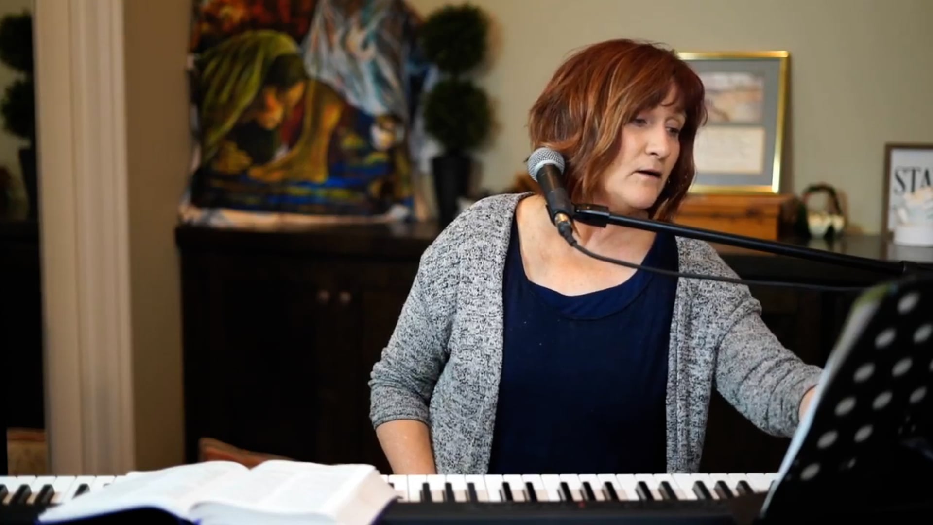 Live Worship with Julie Meyer  Jesus is King