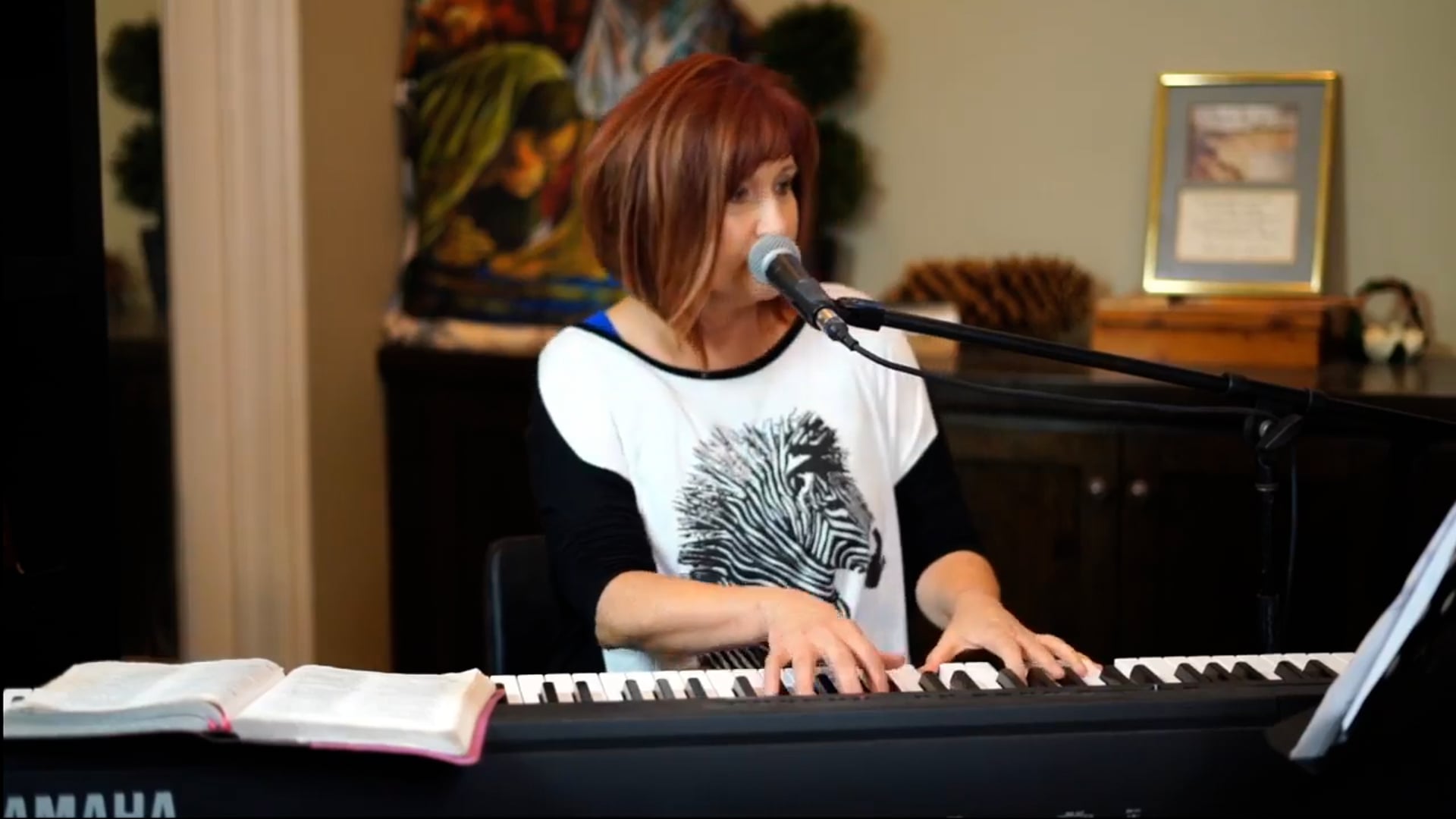 Jesus Heals  Live Worship with Julie Meyer