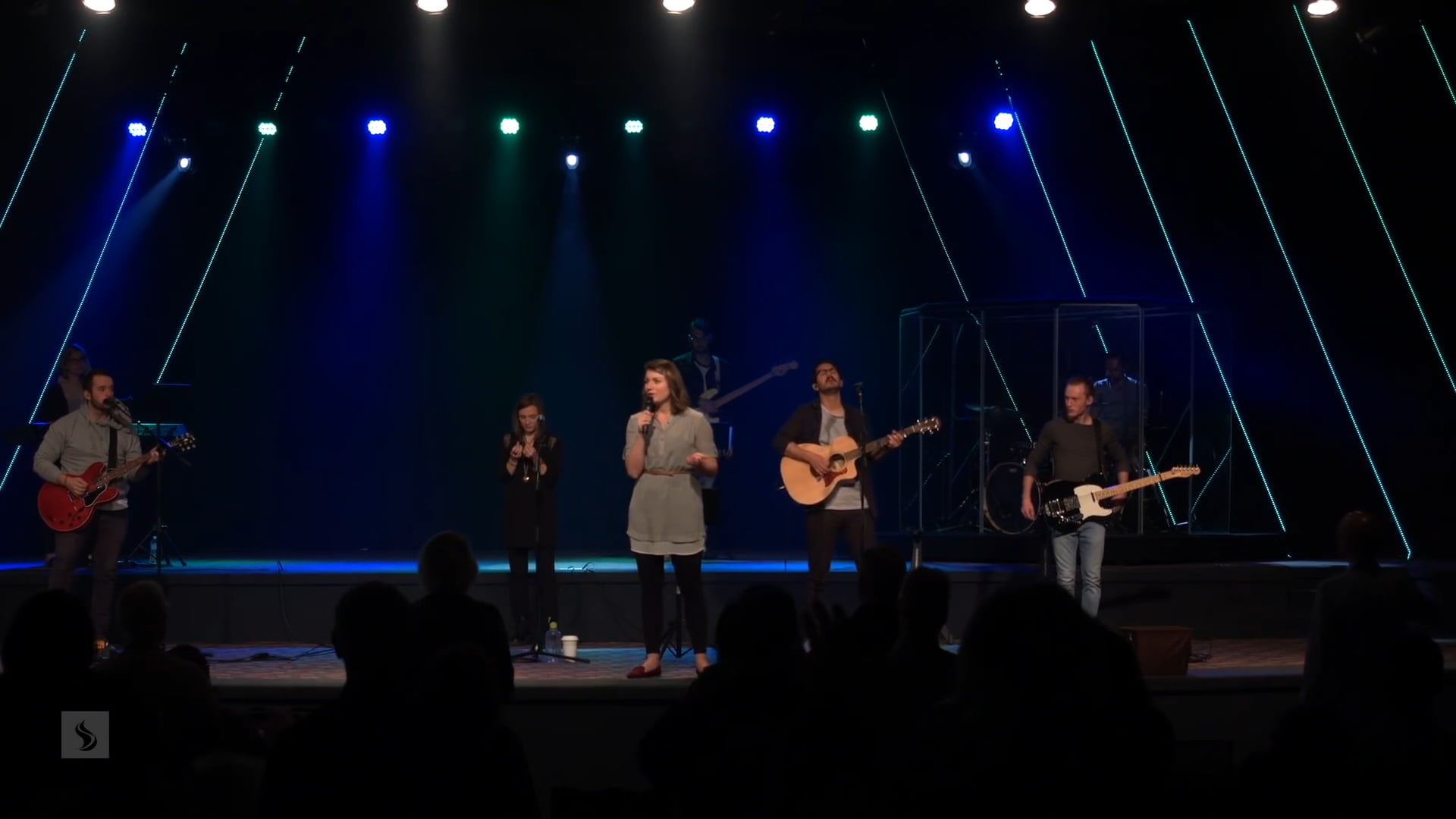 Catch The Fire Worship with Alice Clarke & Dallas Wigston (Sunday, 24 Apr 2016)