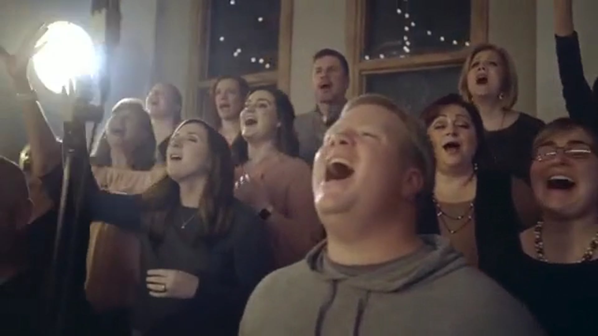 Travis and Lily Cottrell - What A Beautiful Name_Agnus Dei