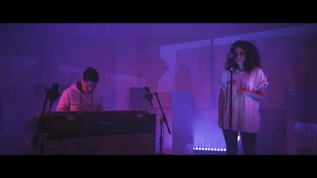 Never Alone (Acoustic) - Hillsong