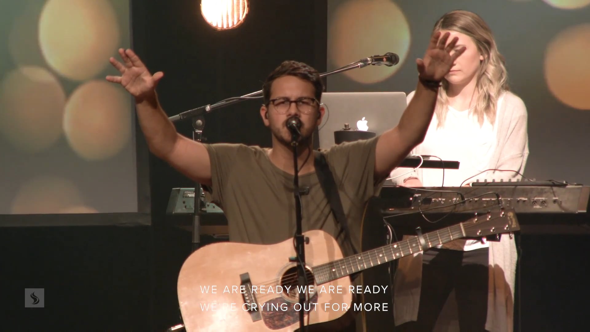 Catch The Fire Worship with Hope Stroupe and Dallas Wigston (Sunday, 20 Aug 2017)