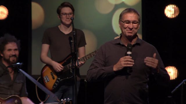 Catch The Fire Worship with Brian Hou...