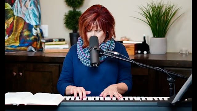 Live Worship with Julie Meyer(1)