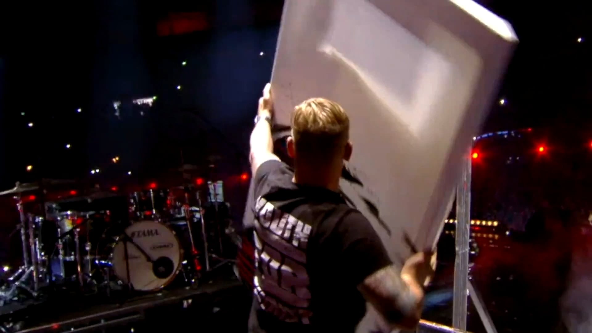 KWM_S01_E01_EricSmanuelTimm