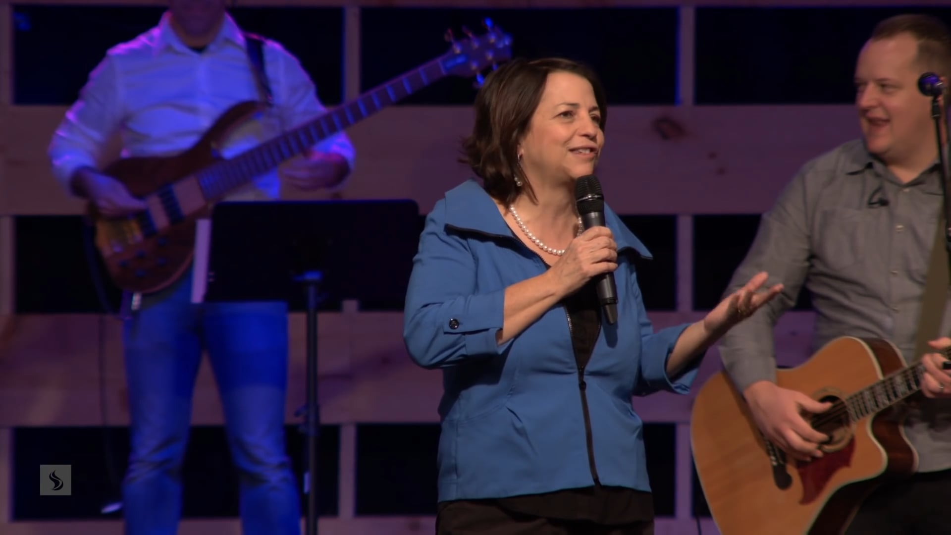 Catch The Fire Worship with Benjamin Jackson & Joel Brown (Sunday Jan 1, 2017)