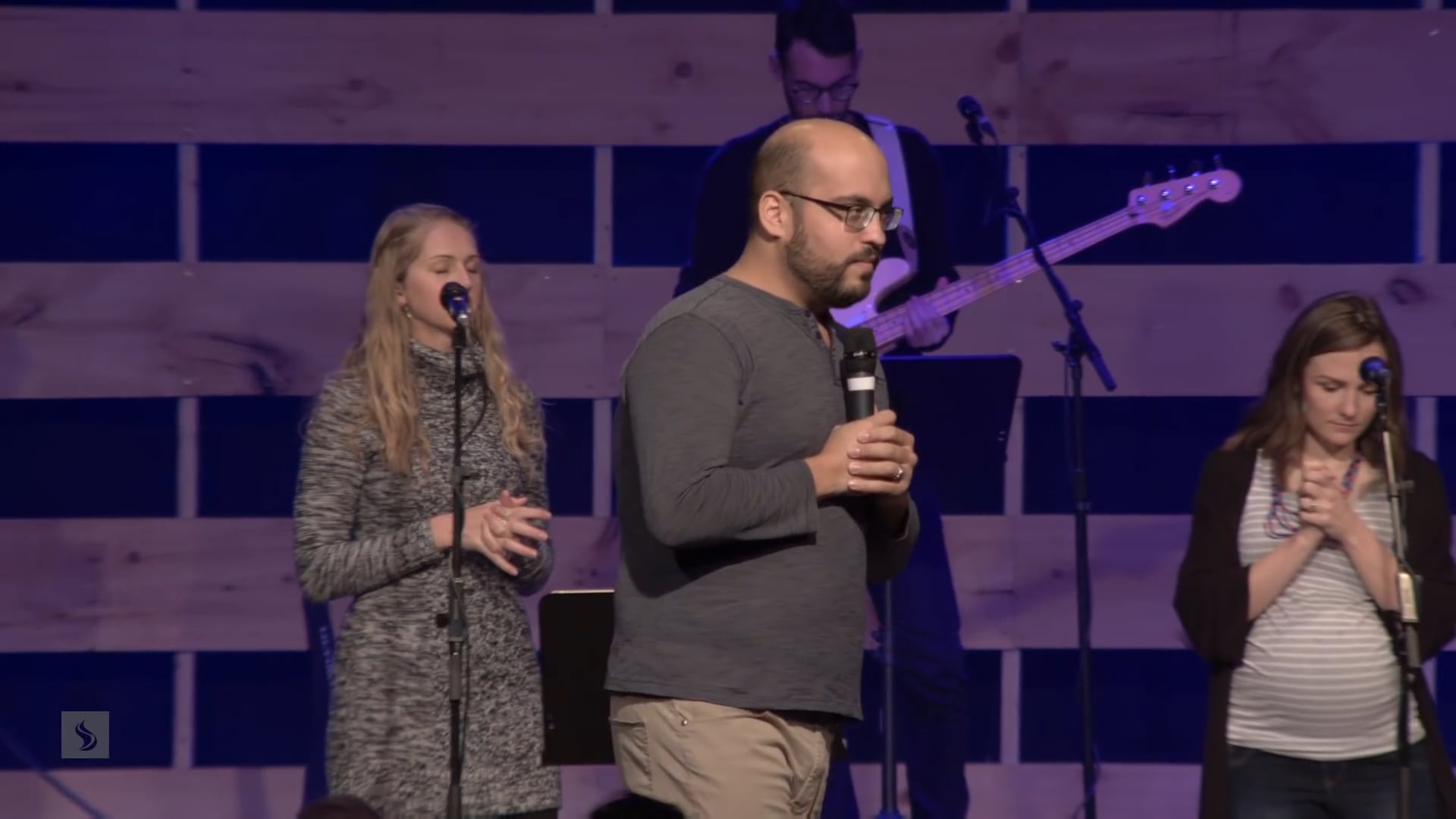 Catch The Fire Worship with Alice & Jonathan Clarke (Sunday Jan 15, 2017)