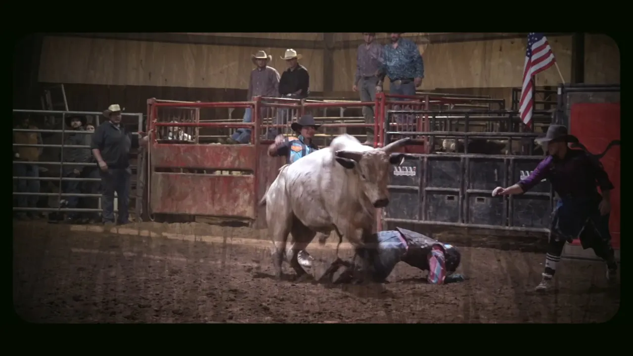 bullriding trailer - DIRT.tv