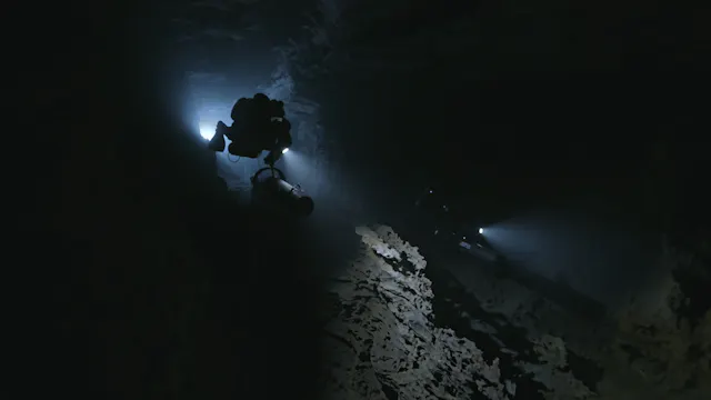 Diving into the Unknown (ES subtitulos/subtitles)