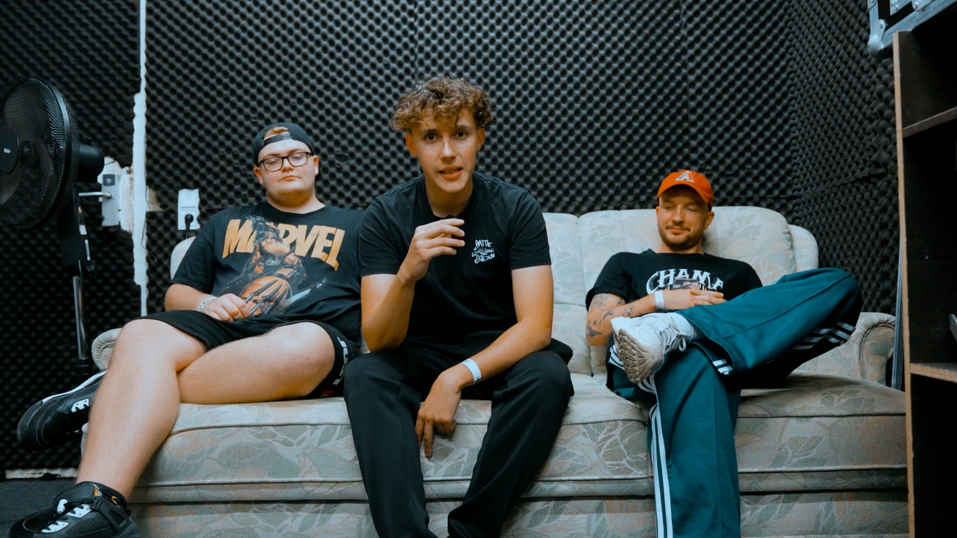 A-RON vs HELLMAKZ | INTERVIEW