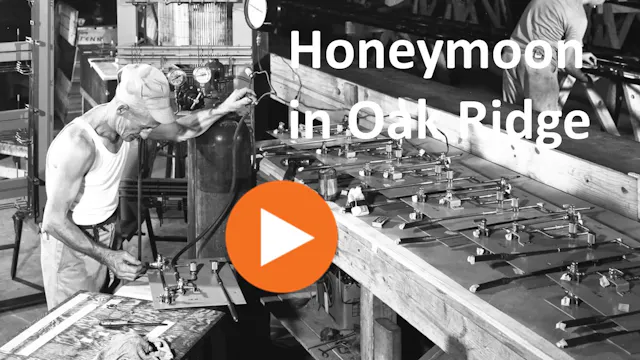 Honeymoon in Oak Ridge Trailer
