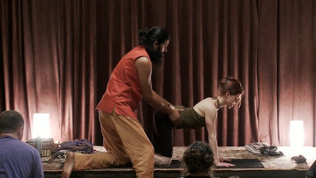 Kumare The True Story of A False Prop...