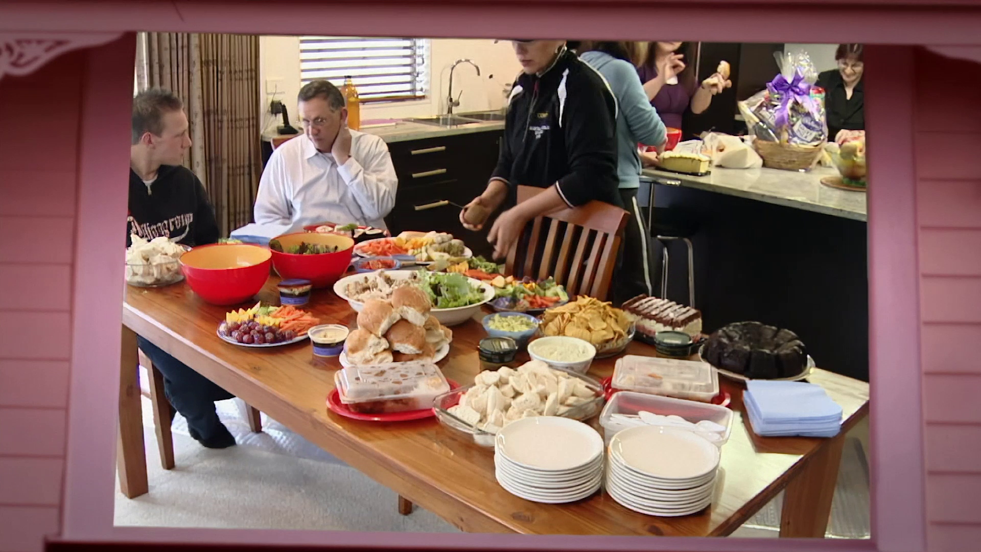 Aunty Moves In - Garden Party