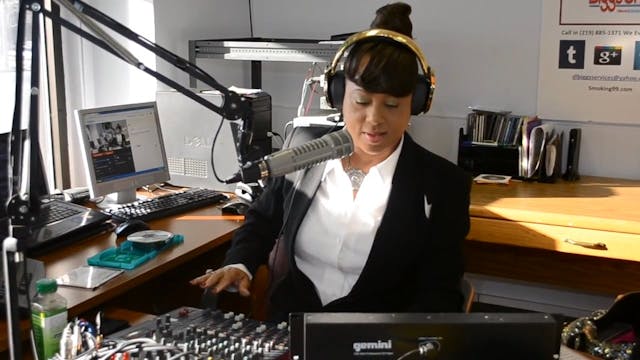 The Dinahlynn Biggs Show wJazz from D...