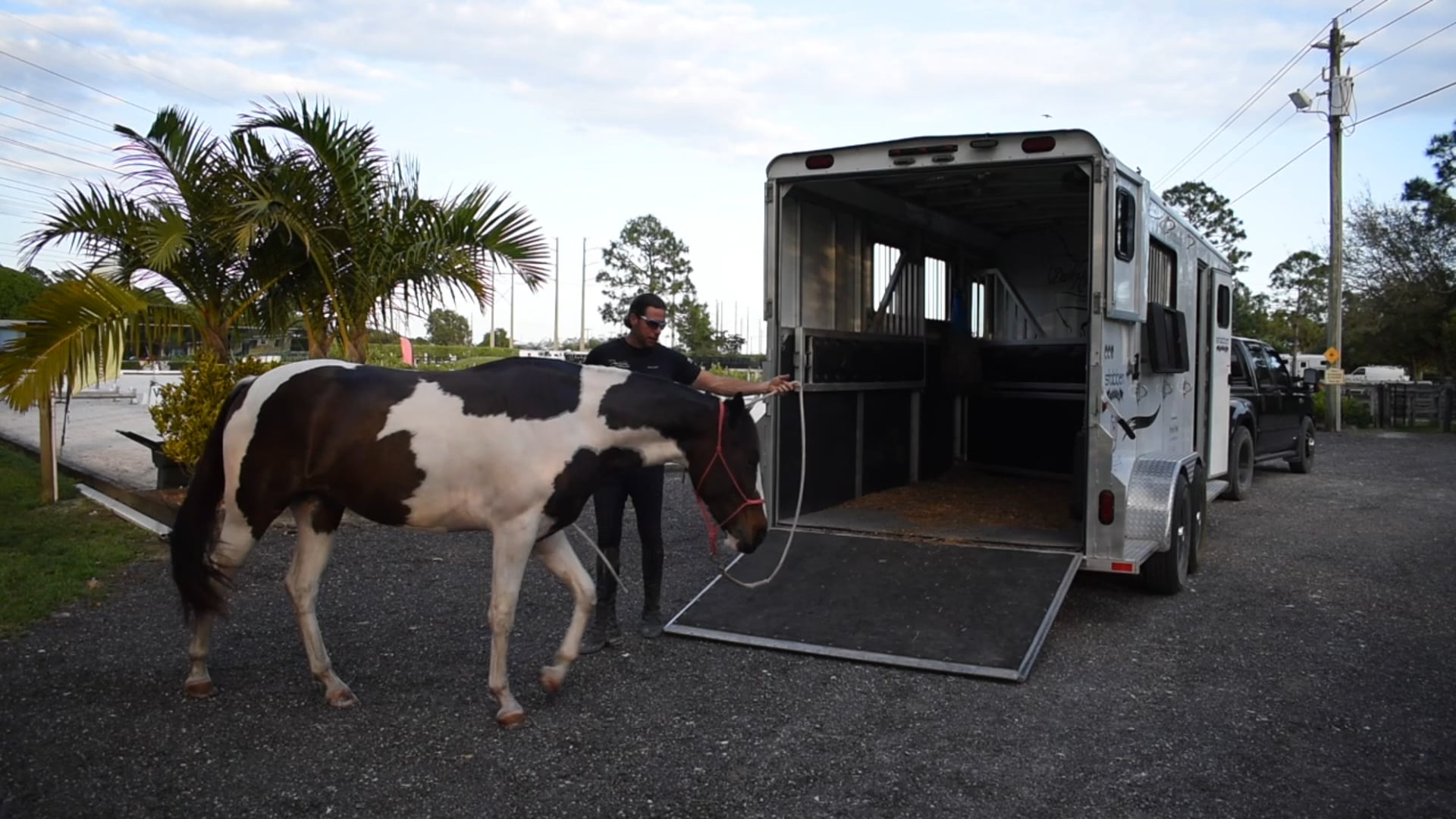 trailer loading slant 