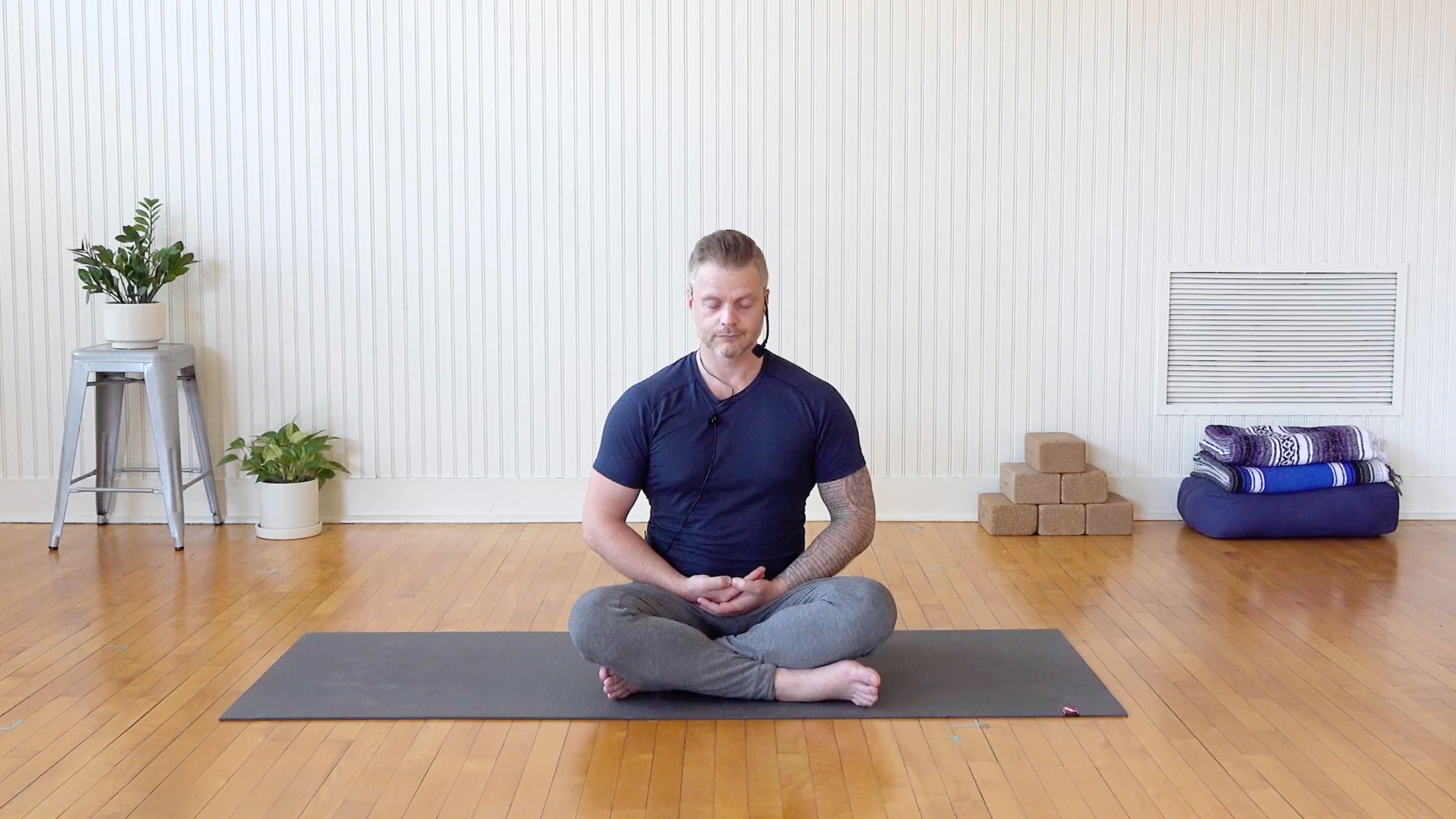 Recovery: Anxiety Relief Pranayama • David Magone • 10 min